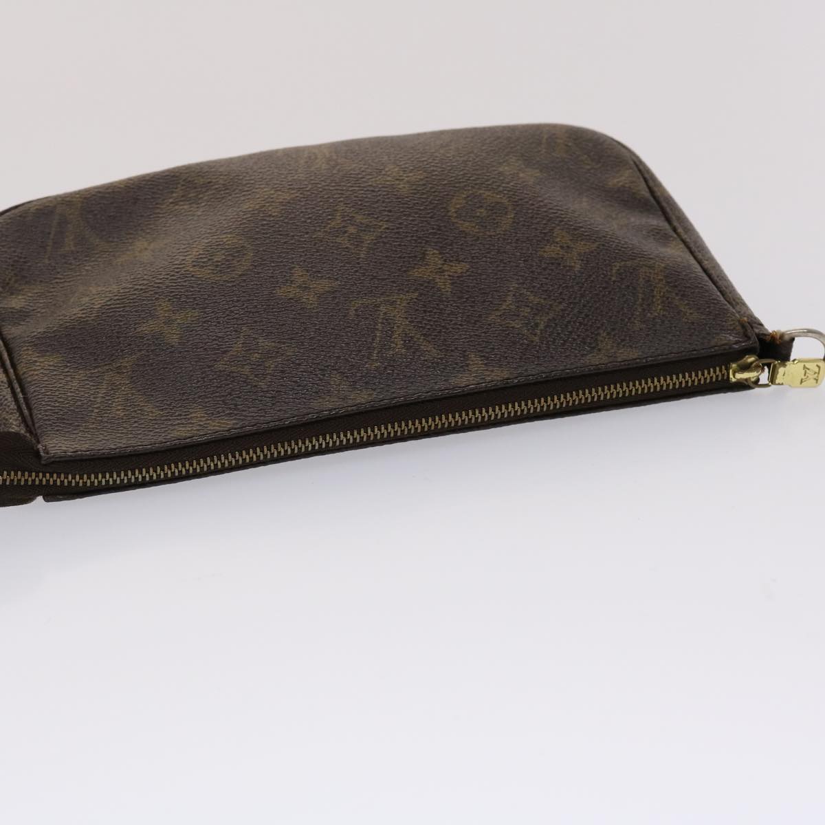 LOUIS VUITTON Monogram Pochette Accessoires Pouch M51980 LV 46400