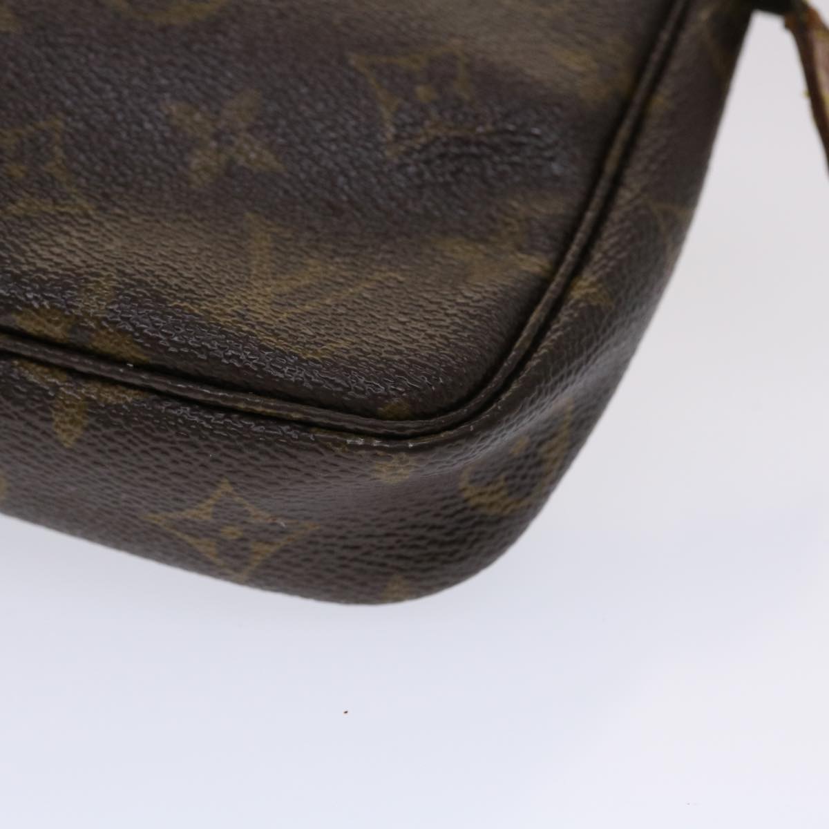 LOUIS VUITTON Monogram Pochette Accessoires Pouch M51980 LV 46400