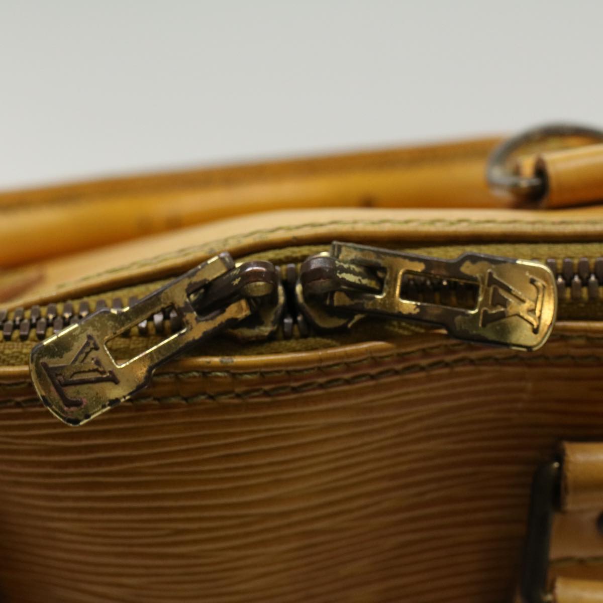LOUIS VUITTON Epi Alma Hand Bag Tassili Yellow M52149 LV 46438