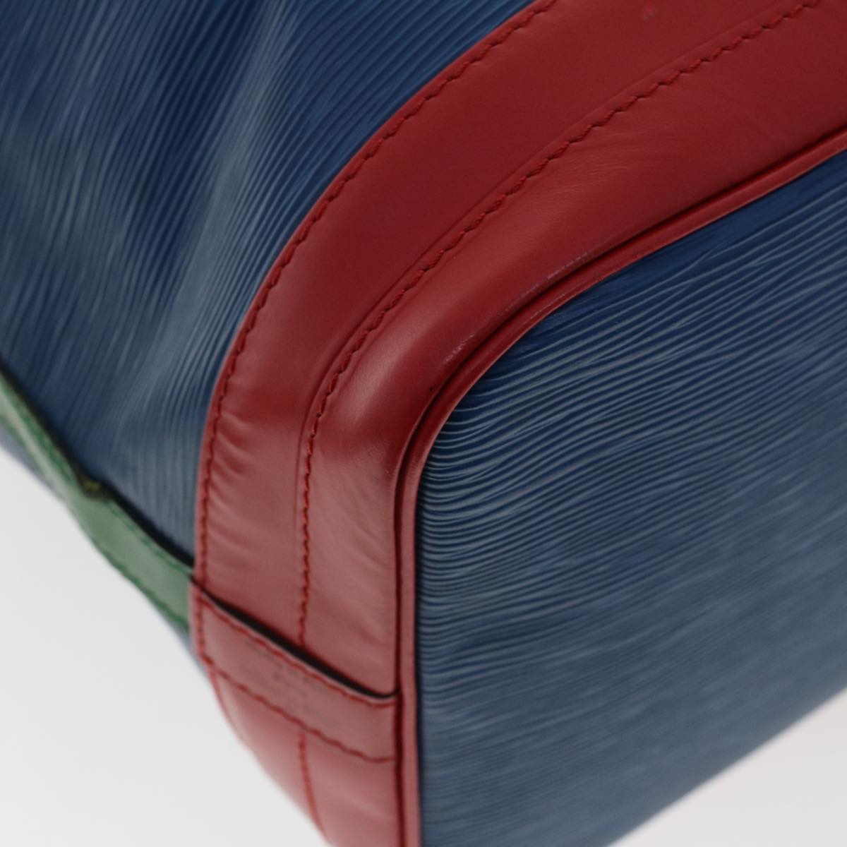 LOUIS VUITTON Epi Tricolor Noe Shoulder Bag Green Blue Red M44084 LV 46441
