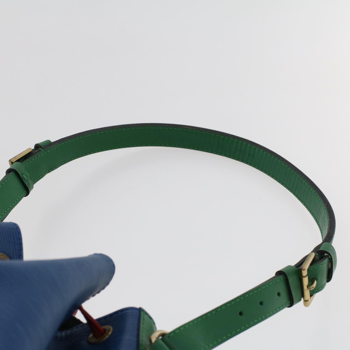 LOUIS VUITTON Epi Tricolor Noe Shoulder Bag Green Blue Red M44084 LV 46441