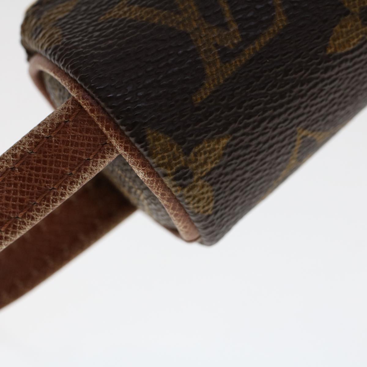 LOUIS VUITTON Monogram Etui 3 Ball de Golf Pouch M58249 LV 46469