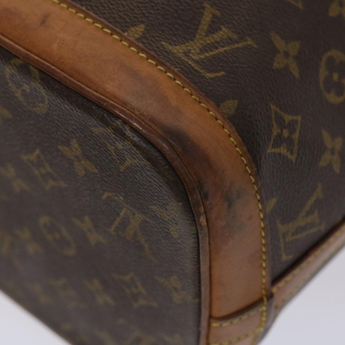 LOUIS VUITTON Monogram Amphor Three Shoulder Bag M47275 LV 46481