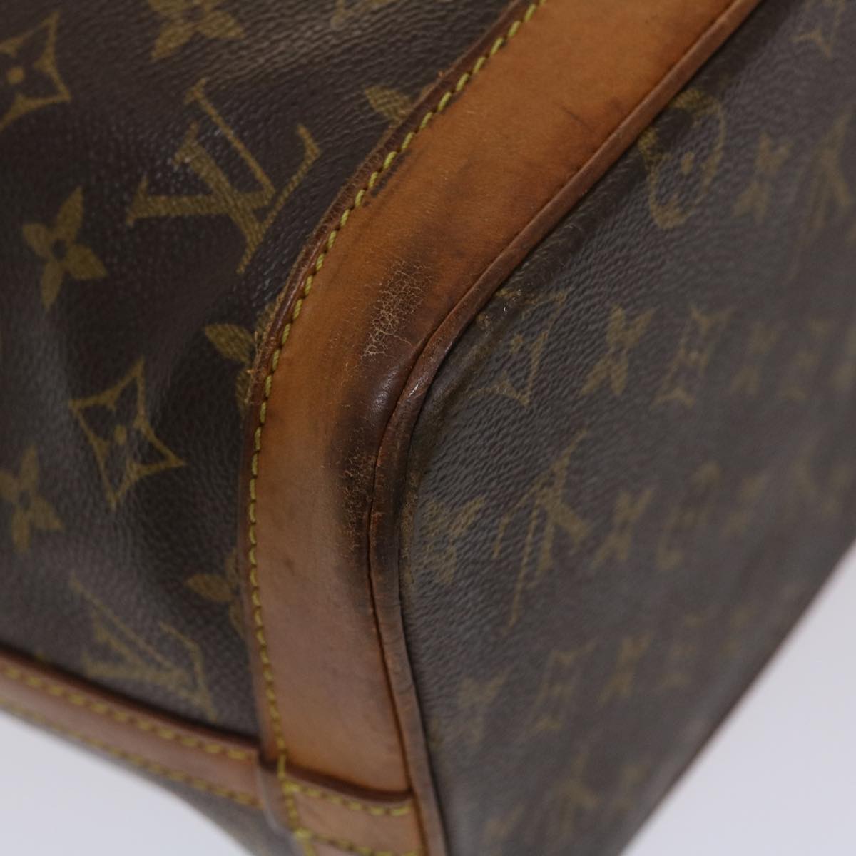 LOUIS VUITTON Monogram Amphor Three Shoulder Bag M47275 LV 46481