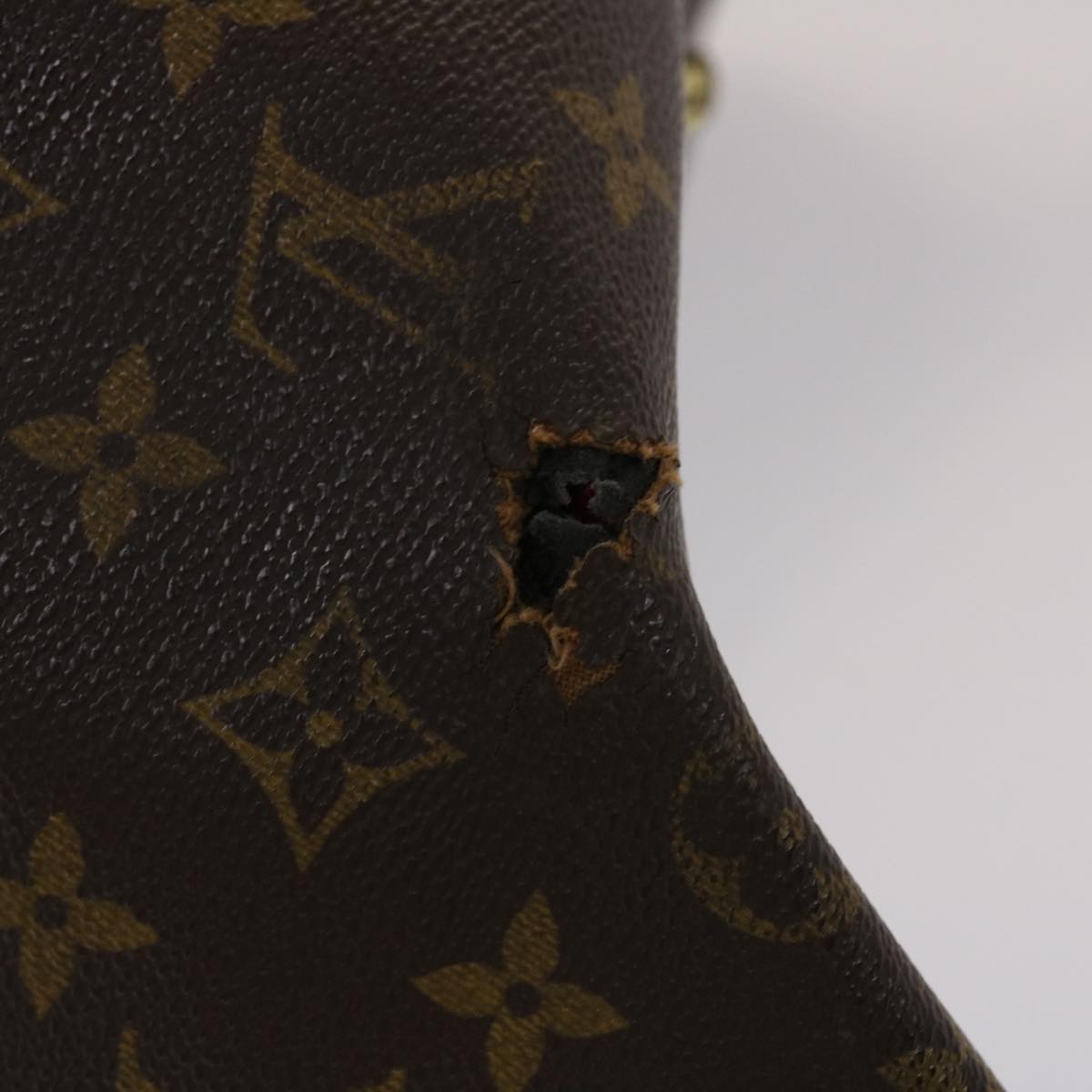 LOUIS VUITTON Monogram Amphor Three Shoulder Bag M47275 LV 46481