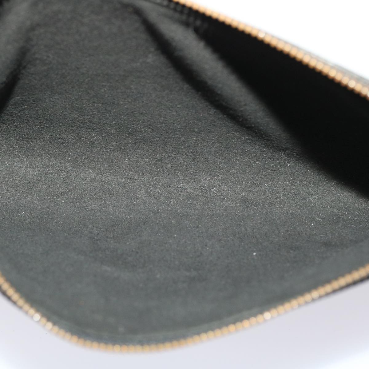 LOUIS VUITTON Epi Pochette Accessoires Pouch Black M52982 LV 46532