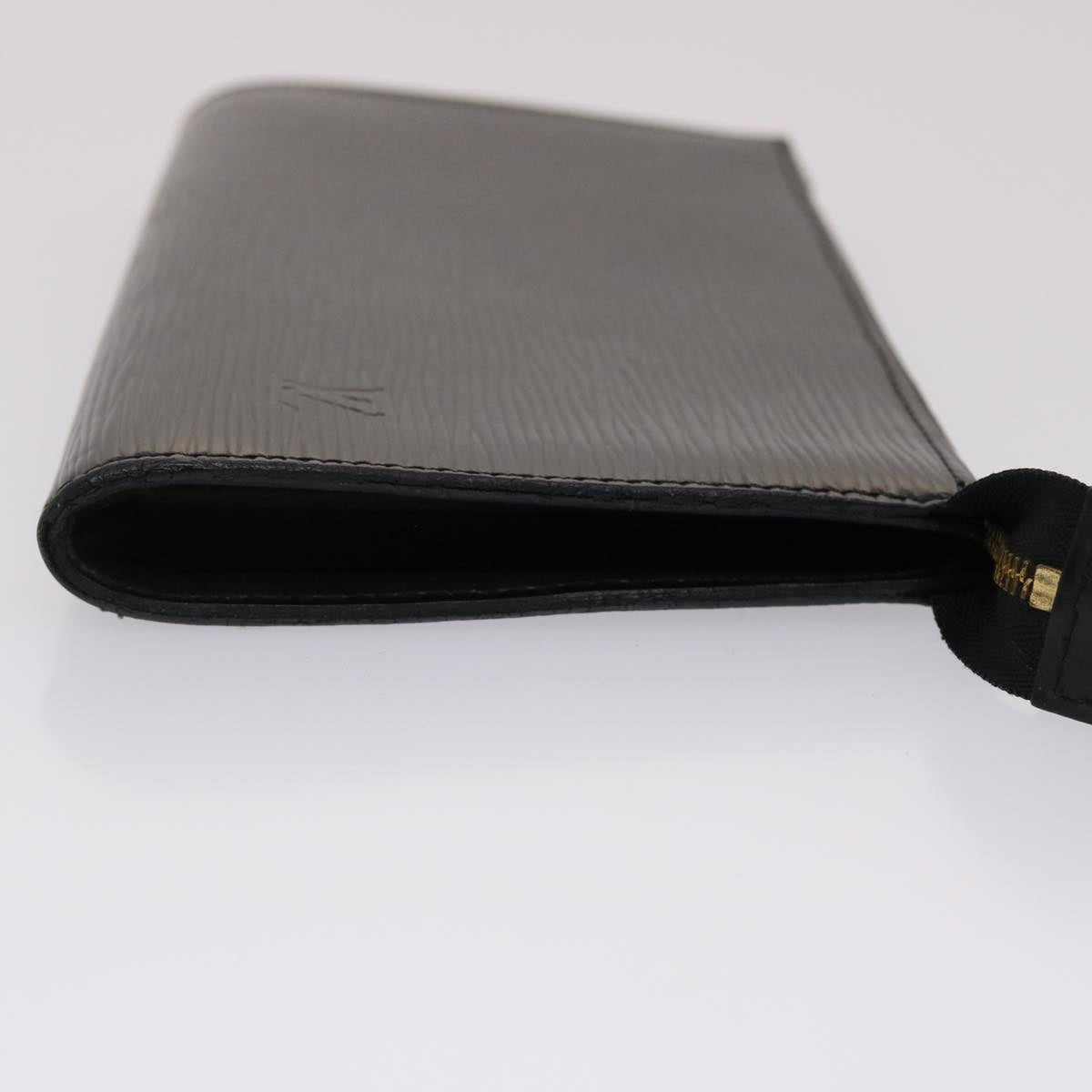 LOUIS VUITTON Epi Pochette Accessoires Pouch Black M52982 LV 46532