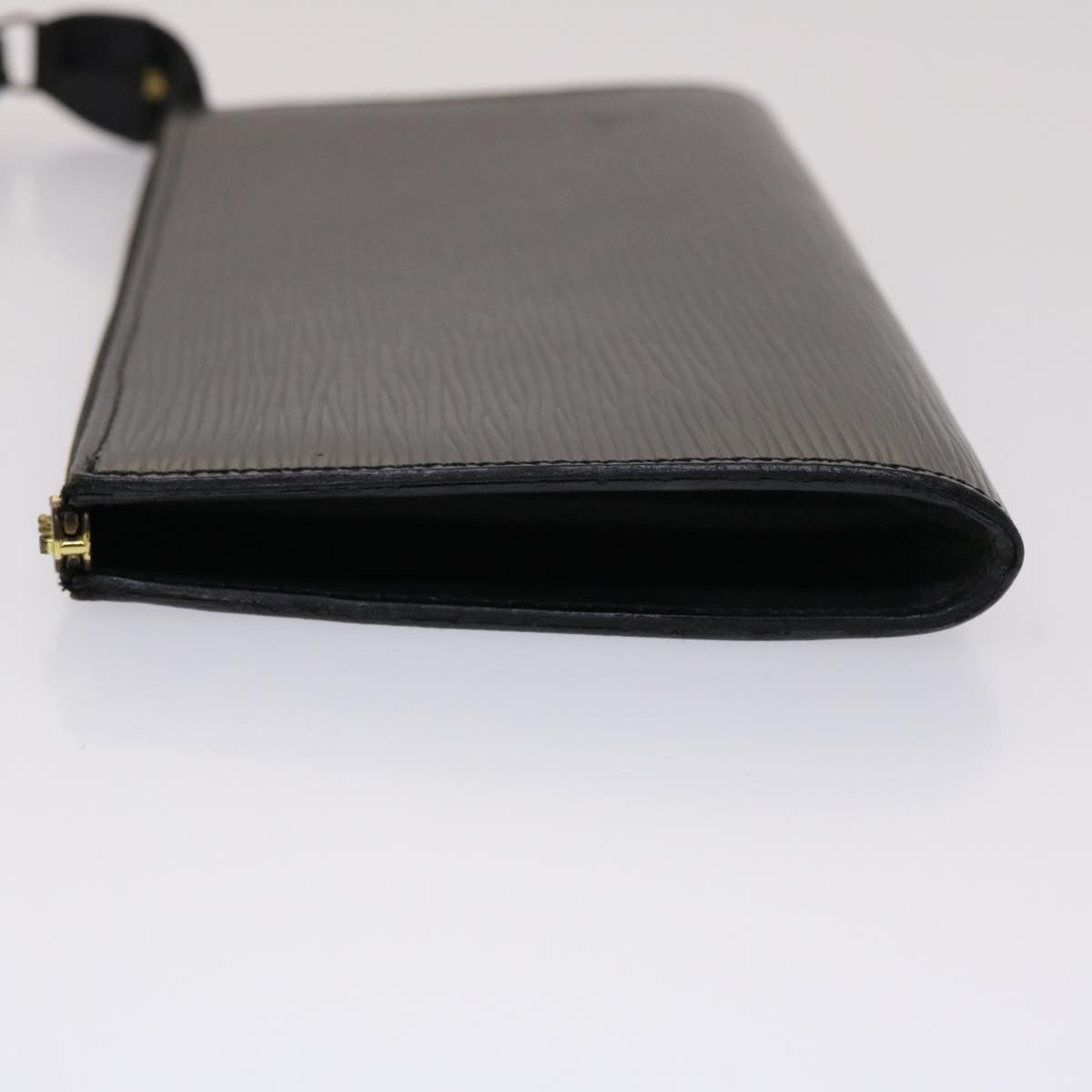 LOUIS VUITTON Epi Pochette Accessoires Pouch Black M52982 LV 46532