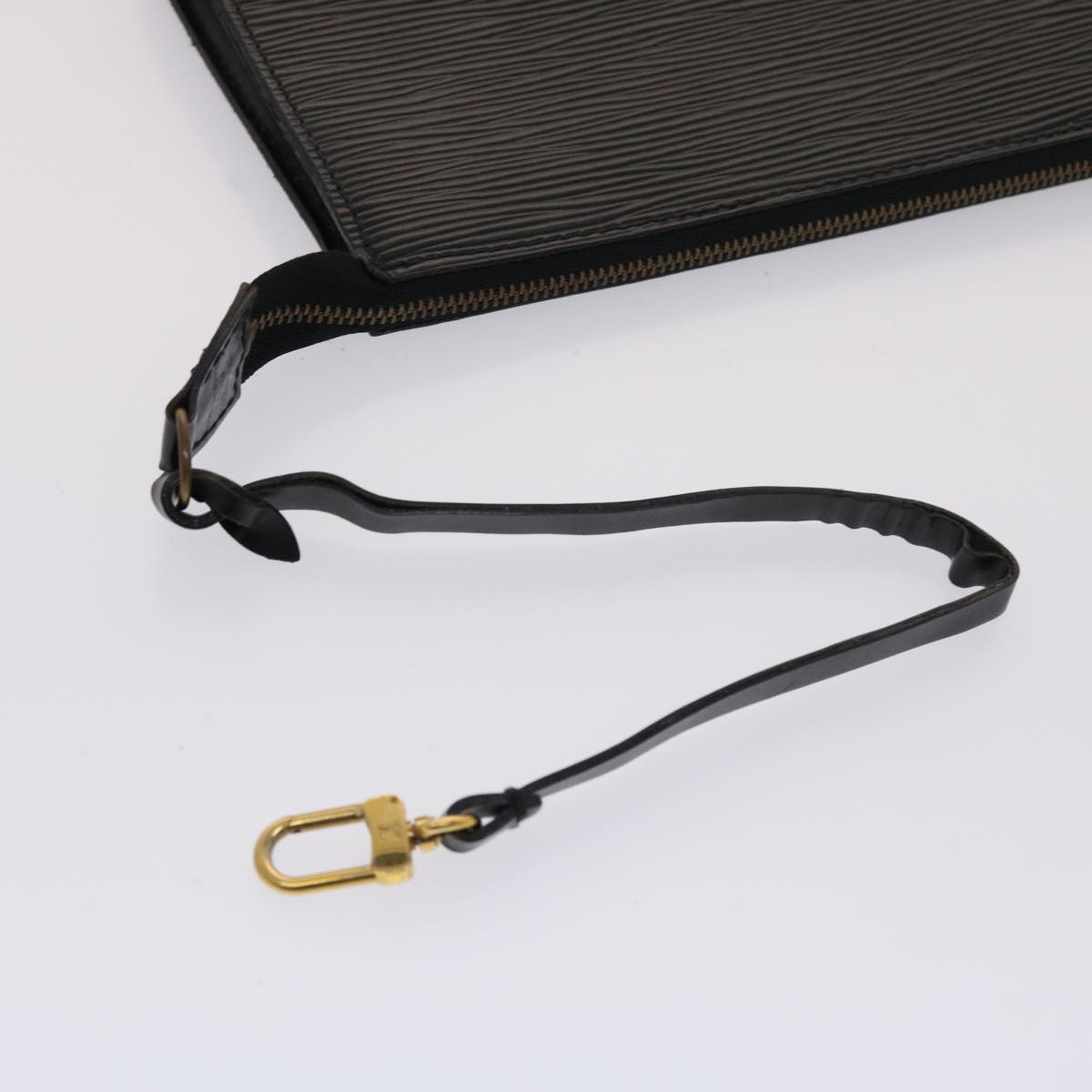 LOUIS VUITTON Epi Pochette Accessoires Pouch Black M52982 LV 46532