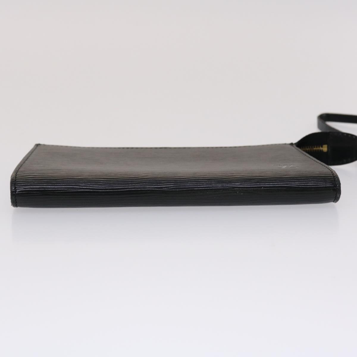LOUIS VUITTON Epi Pochette Accessoires Pouch Black M52982 LV 46532