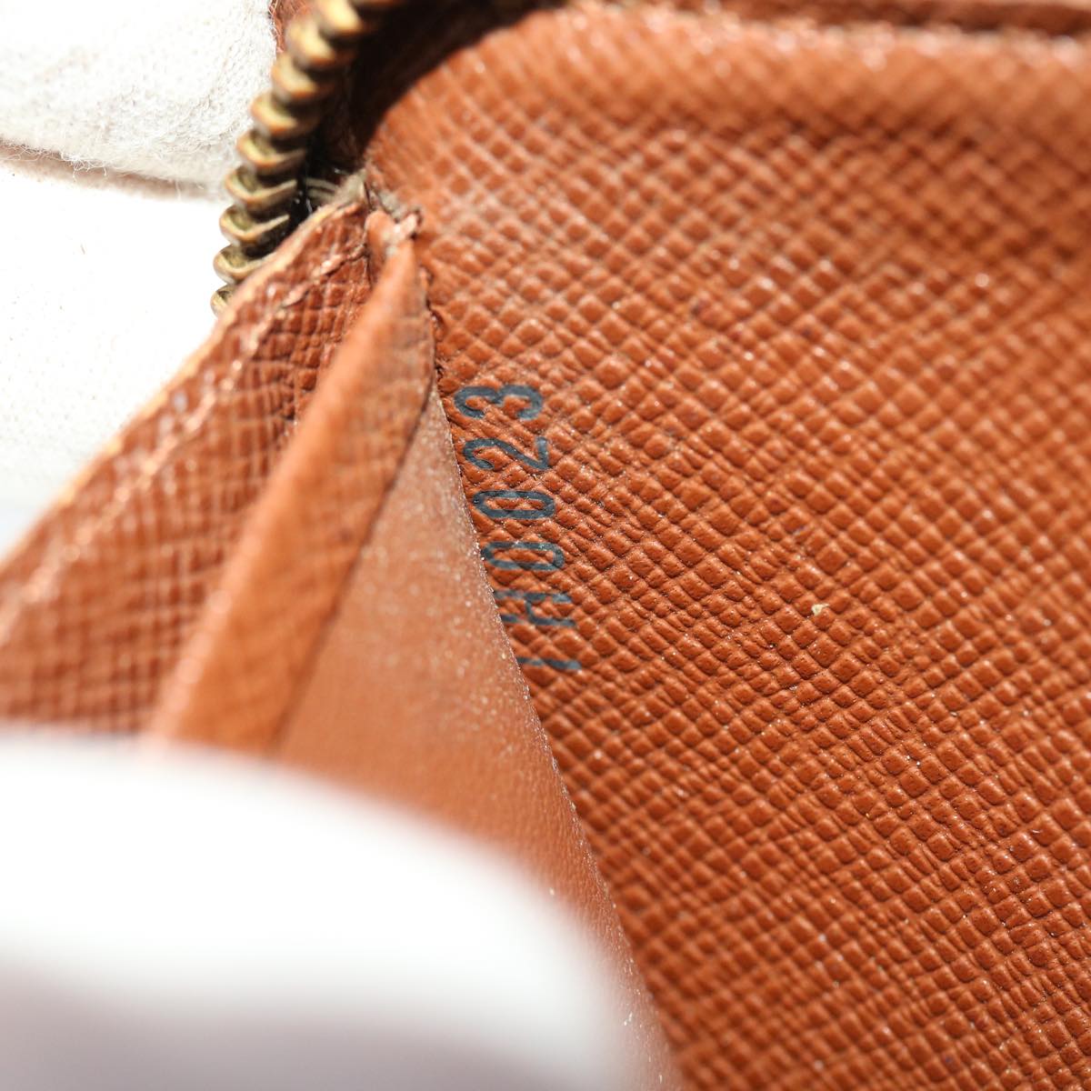 LOUIS VUITTON Monogram Long Wallet LV 46540