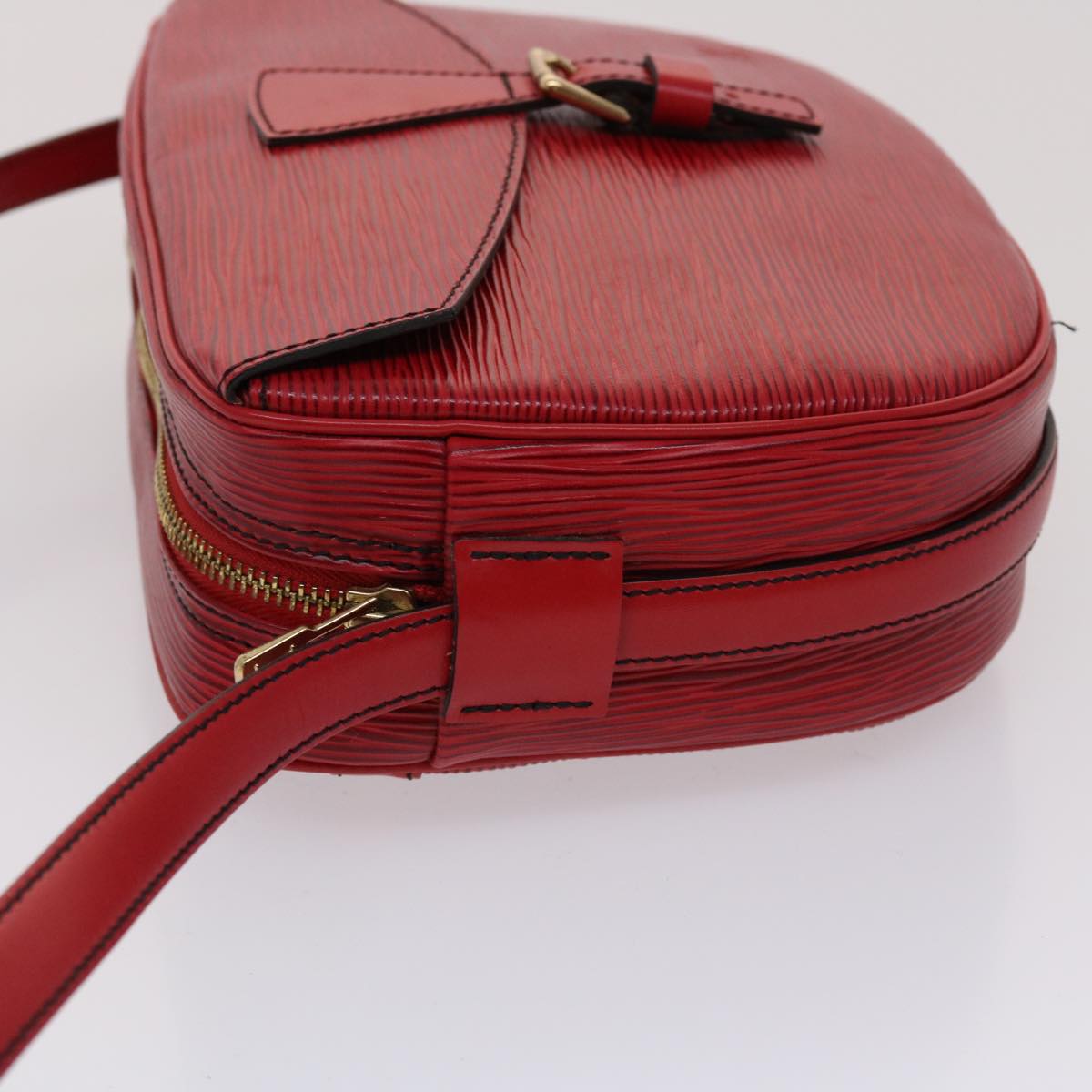 LOUIS VUITTON Epi June Feuille Shoulder Bag Red M52157 LV 46554