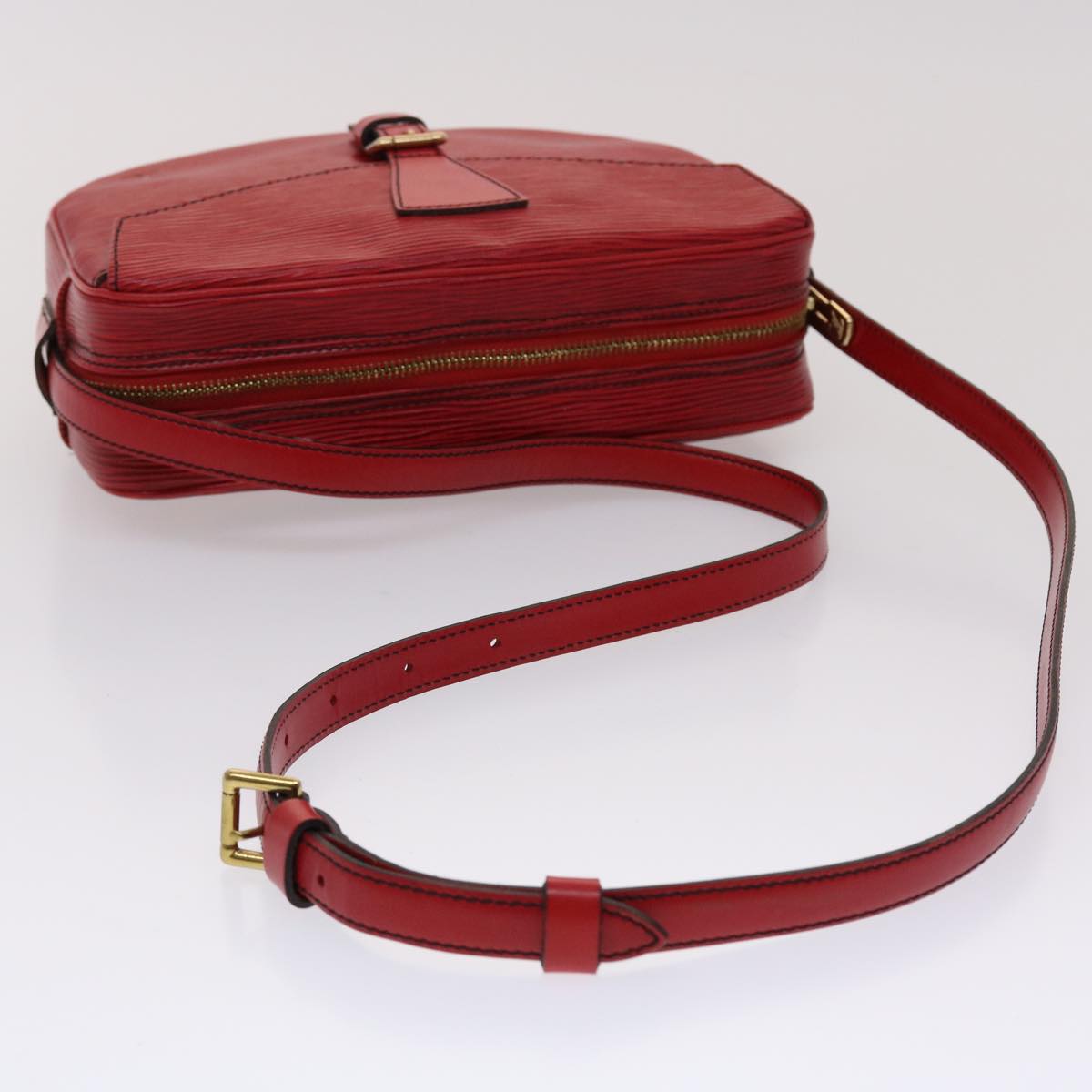 LOUIS VUITTON Epi June Feuille Shoulder Bag Red M52157 LV 46554