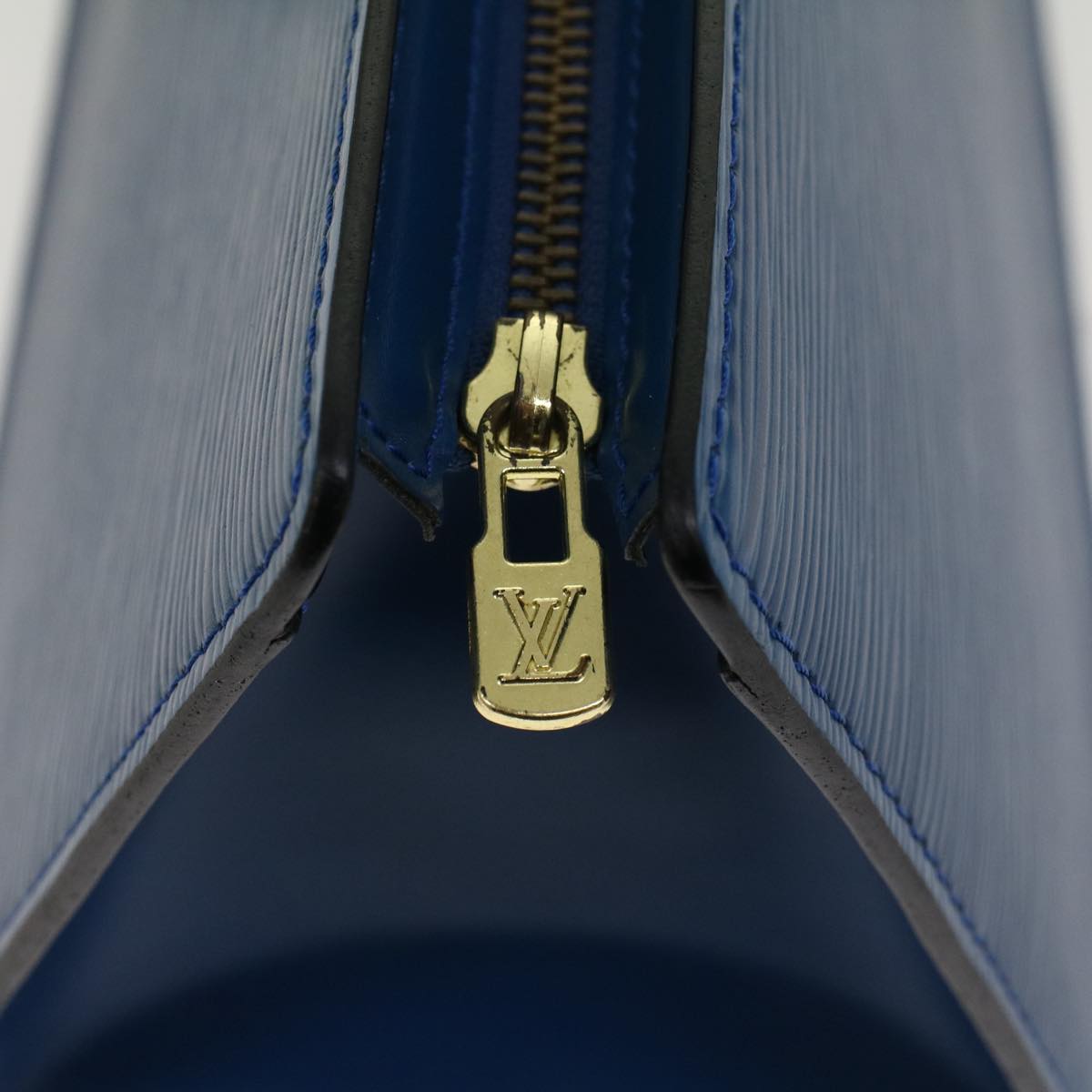 LOUIS VUITTON Epi Sac Triangle Hand Bag Blue M52095 LV 46557
