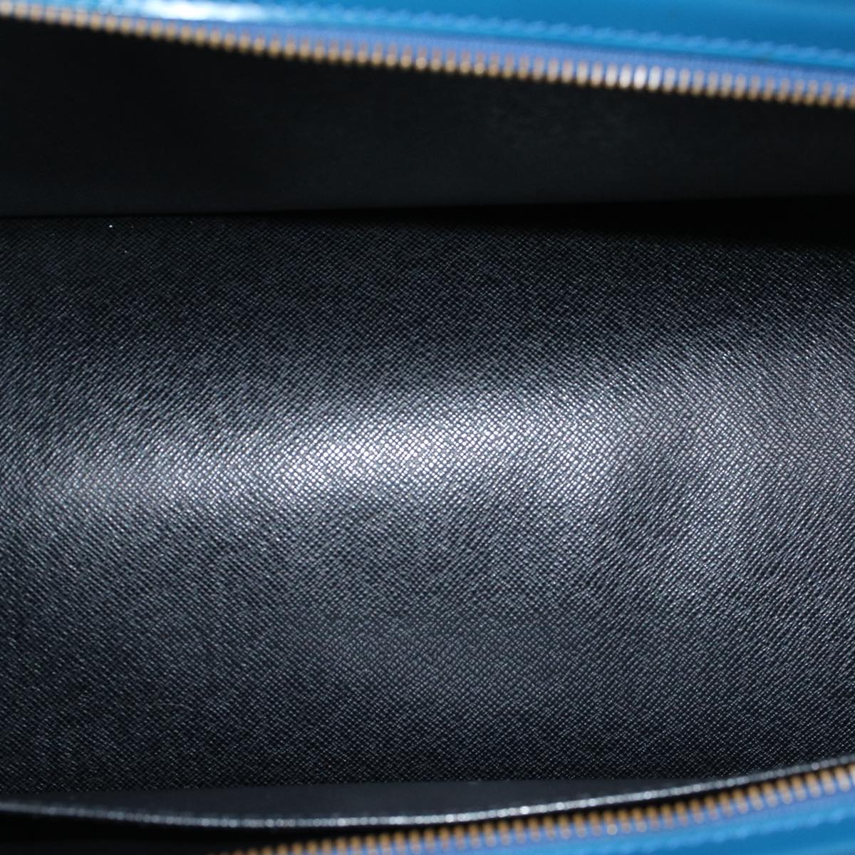 LOUIS VUITTON Epi Sac Triangle Hand Bag Blue M52095 LV 46557