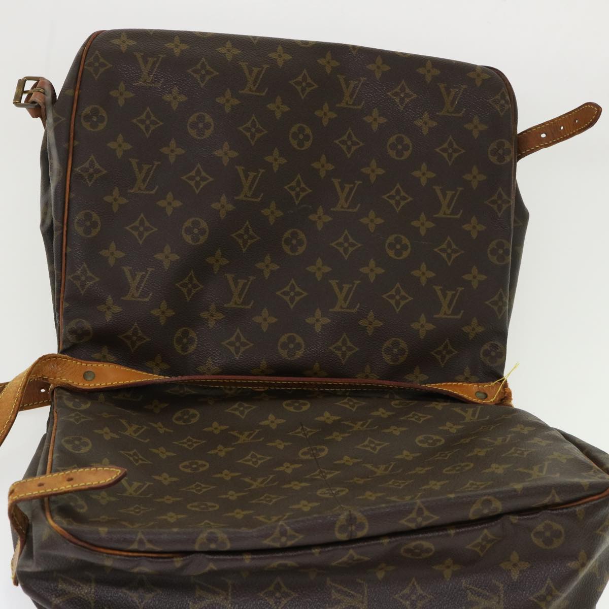 LOUIS VUITTON Monogram Saumur 35 Shoulder Bag M42254 LV 46574