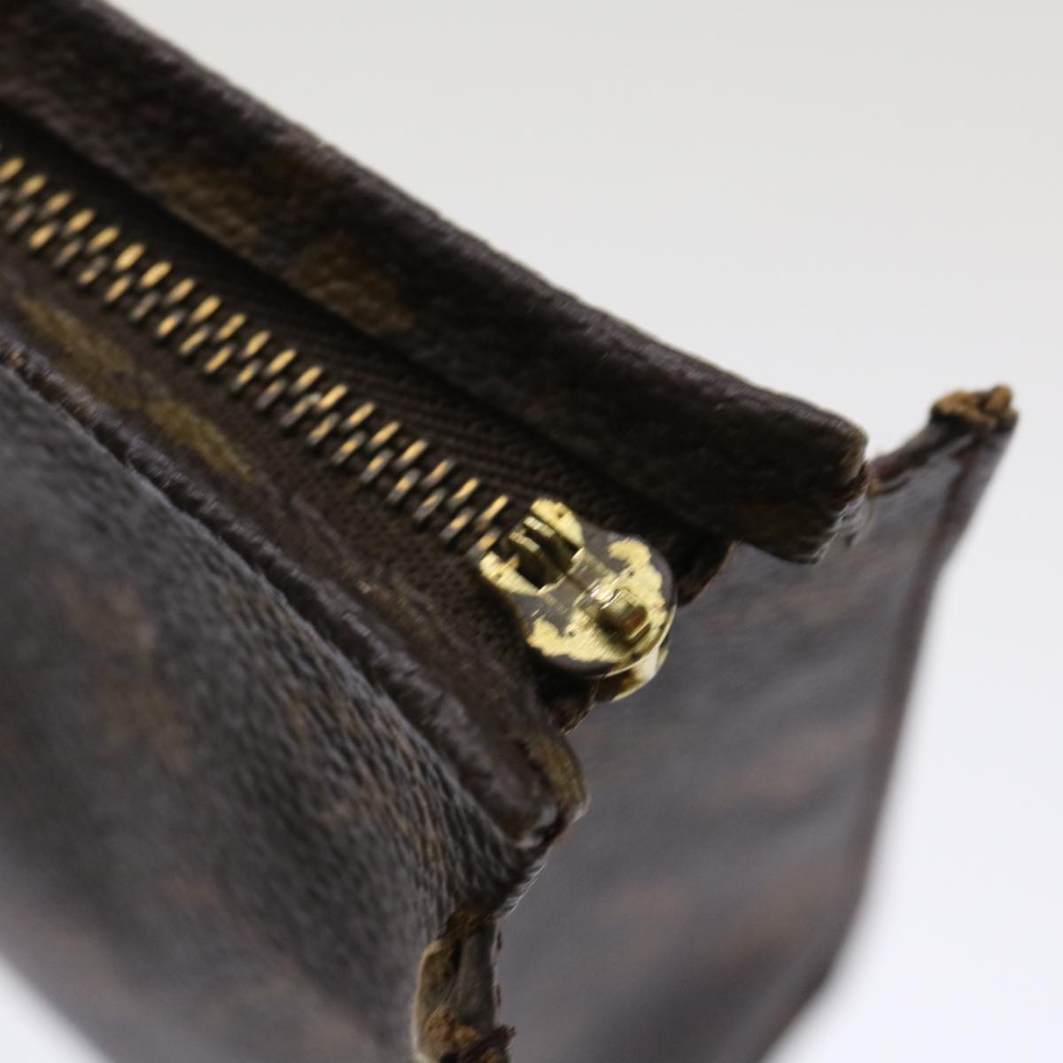 LOUIS VUITTON Monogram Poche Toilette 19 Pouch M47544 LV 46581