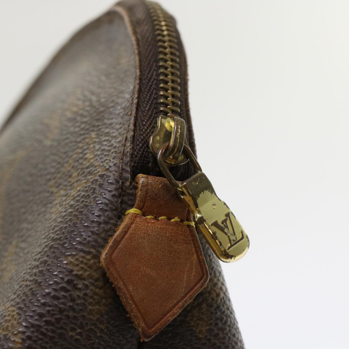 LOUIS VUITTON Monogram Pochette Cosmetic PM Cosmetic Pouch M47515 LV 46585