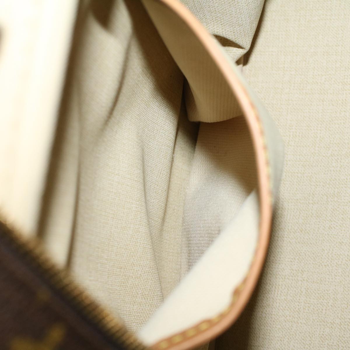 LOUIS VUITTON Monogram Deauville Hand Bag M47270 LV 46589