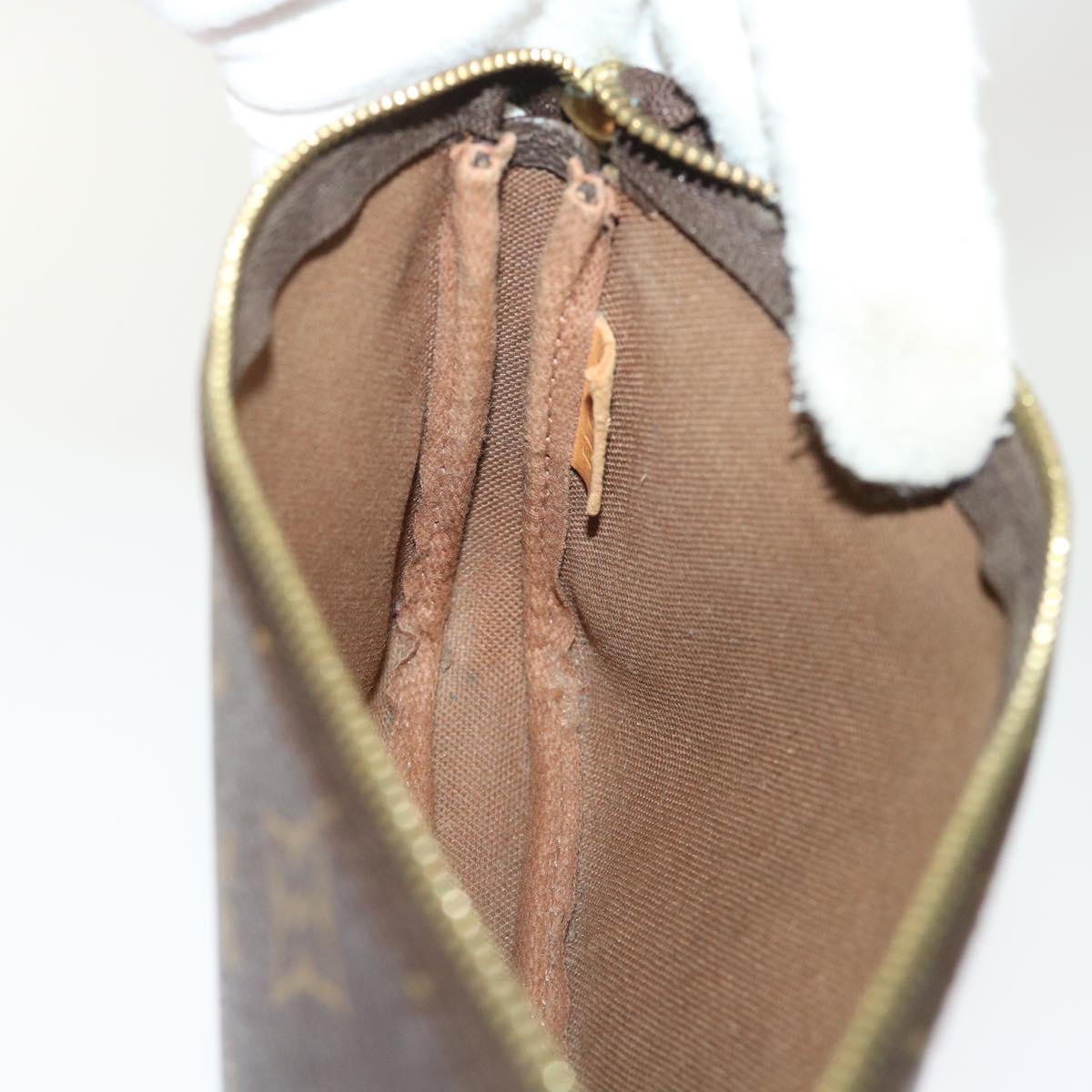 LOUIS VUITTON Monogram Mini Pochette Accessoires Pouch M58009 LV 46609