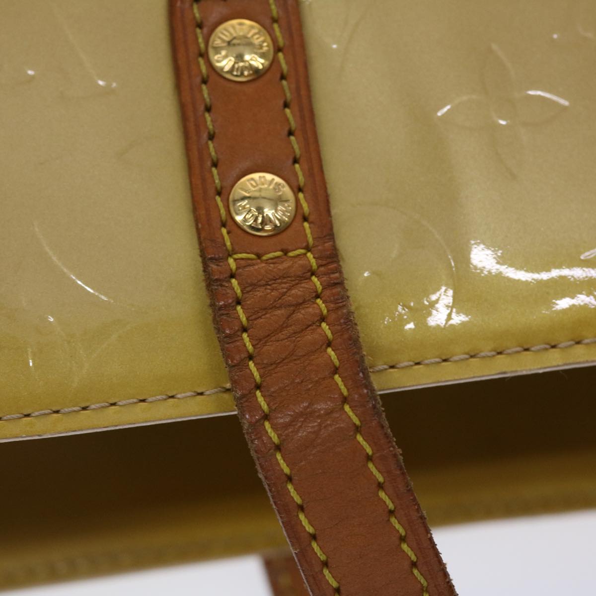 LOUIS VUITTON Monogram Vernis Reade MM Hand Bag Beige M91141 LV 46616