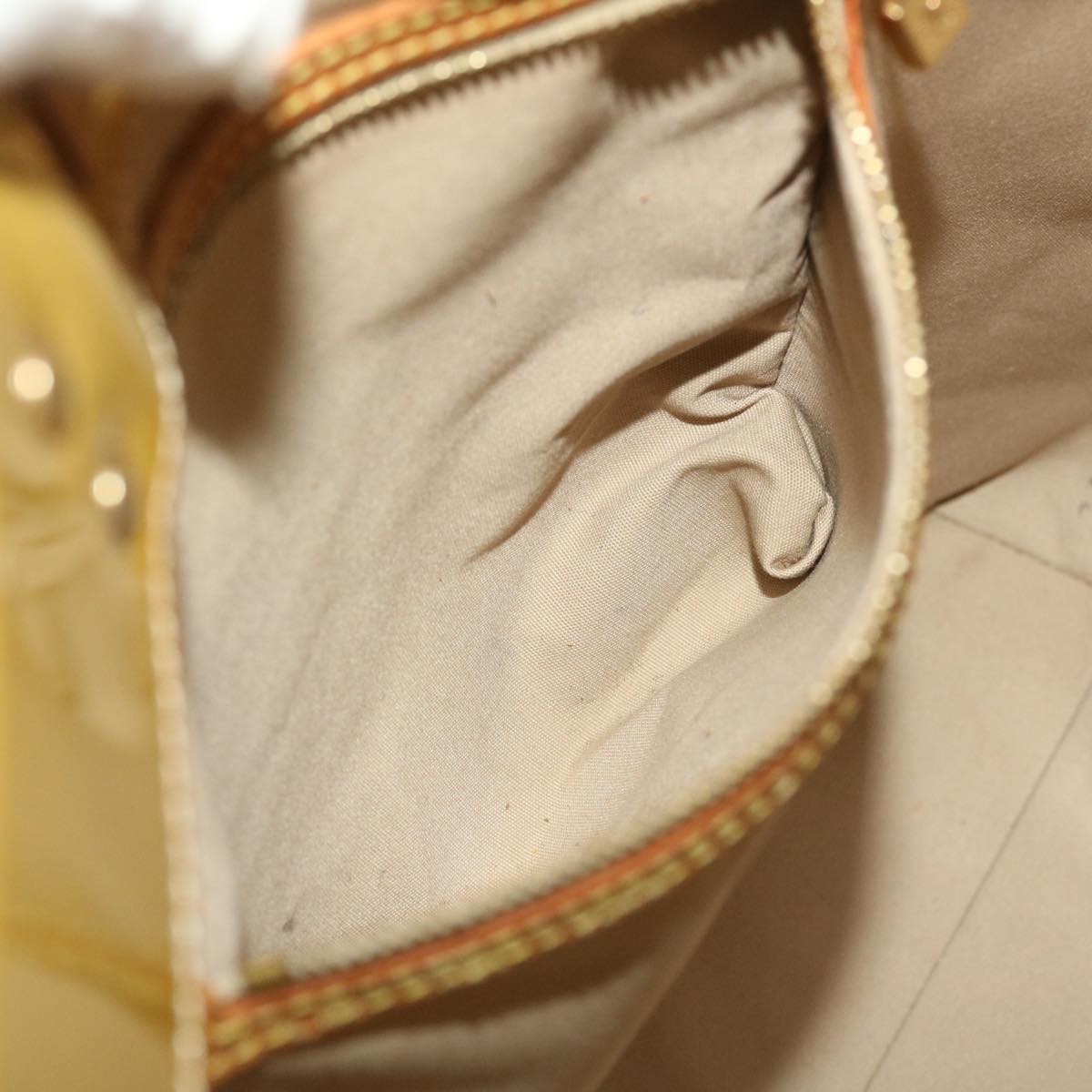 LOUIS VUITTON Monogram Vernis Reade MM Hand Bag Beige M91141 LV 46616