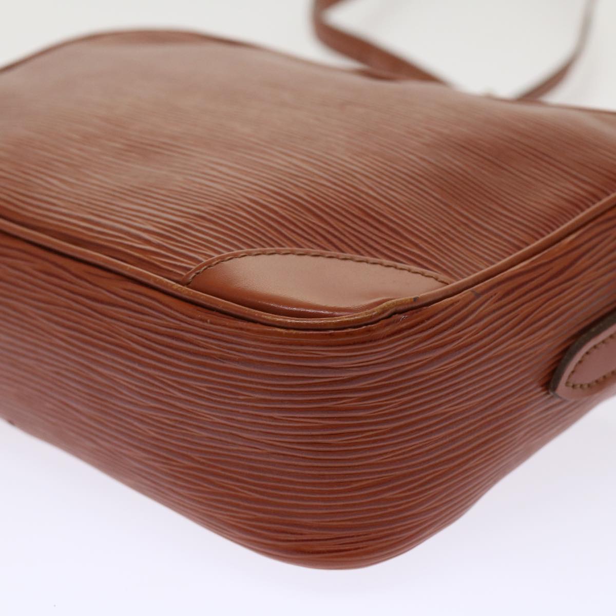 LOUIS VUITTON Epi Trocadero 23 Shoulder Bag Brown M52313 LV 46628