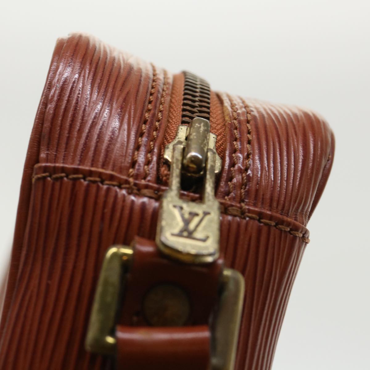 LOUIS VUITTON Epi Trocadero 23 Shoulder Bag Brown M52313 LV 46628
