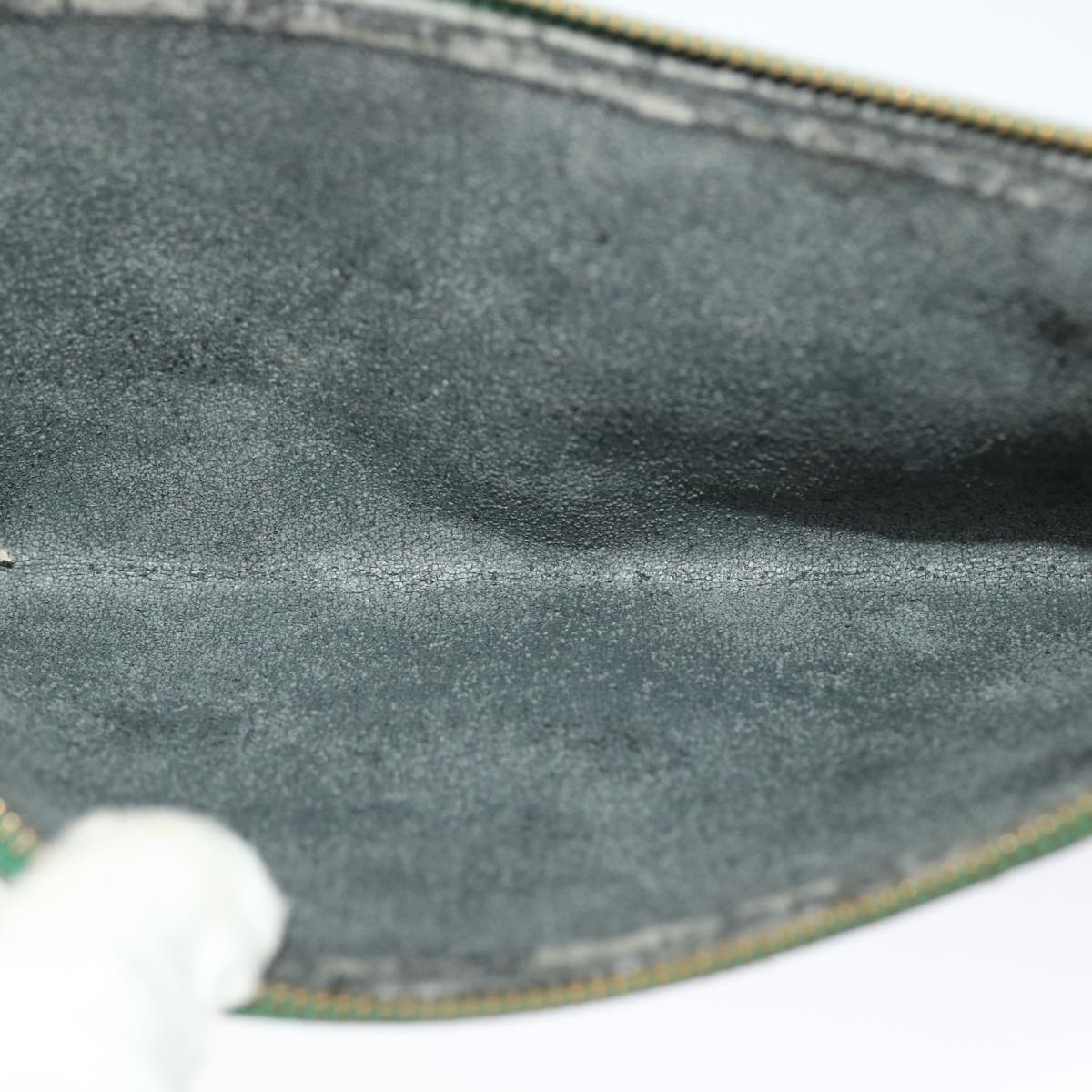 LOUIS VUITTON Epi Pochette Accessoires Pouch Green M52984 LV 46631