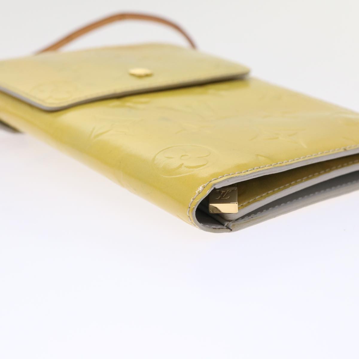 LOUIS VUITTON Monogram Vernis Walker Shoulder Wallet Gris M91031 LV 46633