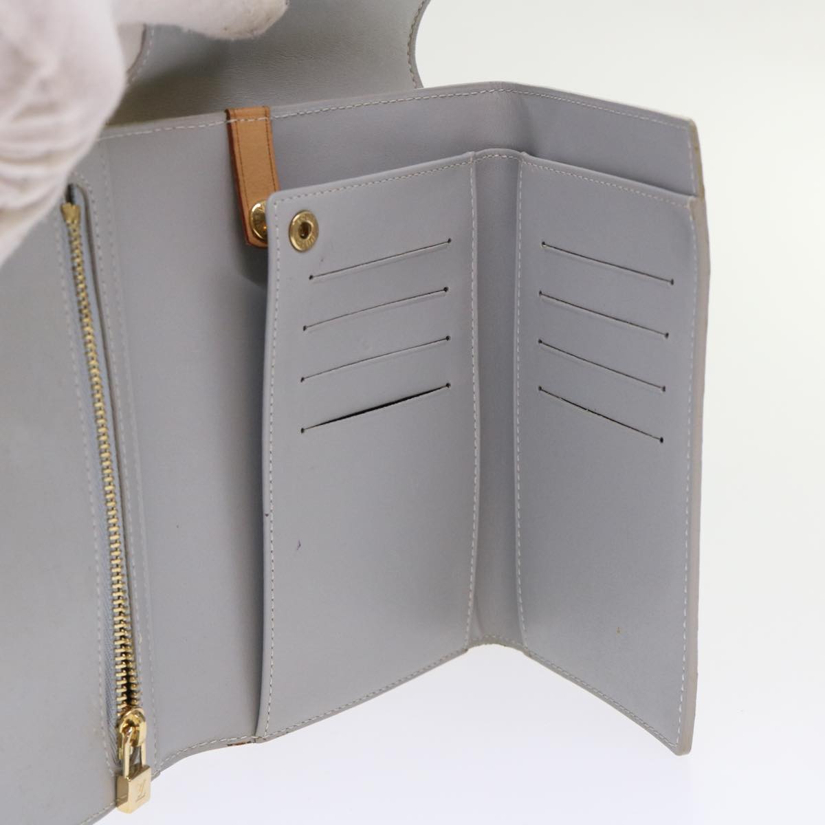 LOUIS VUITTON Monogram Vernis Walker Shoulder Wallet Gris M91031 LV 46633