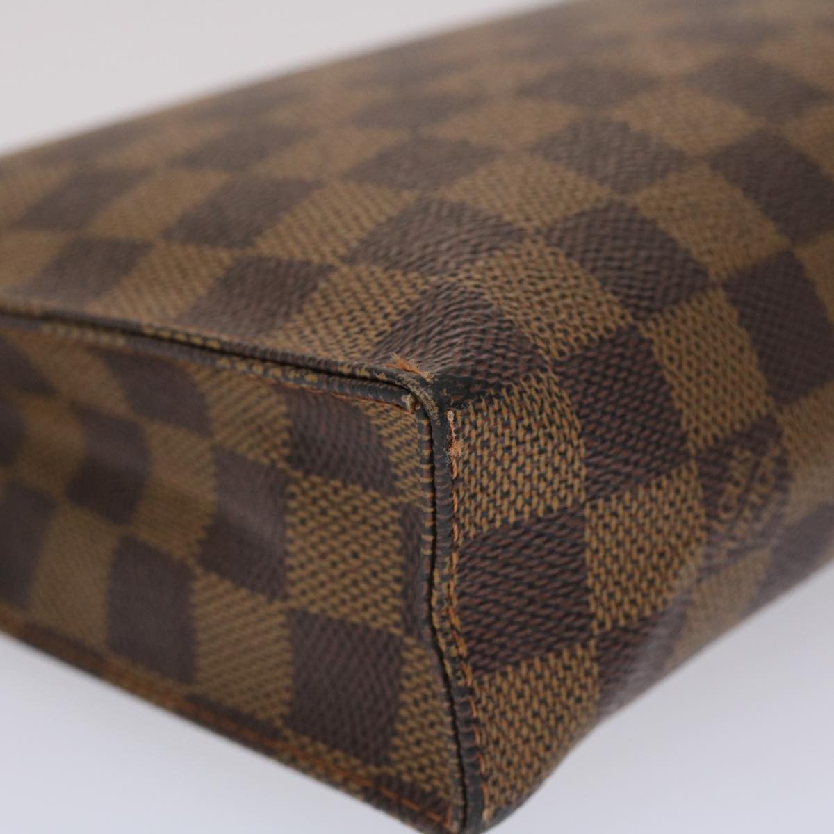 LOUIS VUITTON Damier Ebene Poche Toilette 26 Pouch N47543 LV 46642