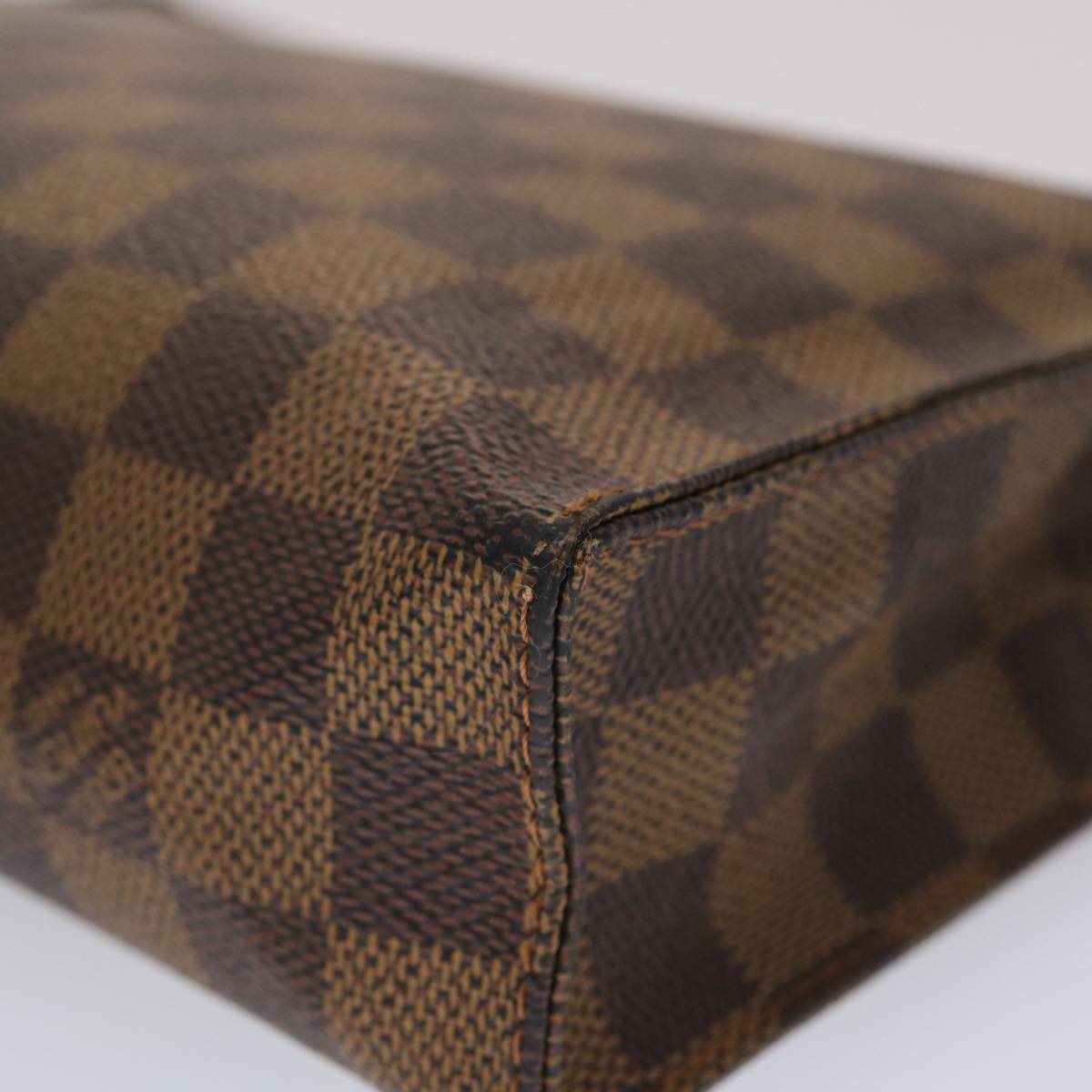 LOUIS VUITTON Damier Ebene Poche Toilette 26 Pouch N47543 LV 46642