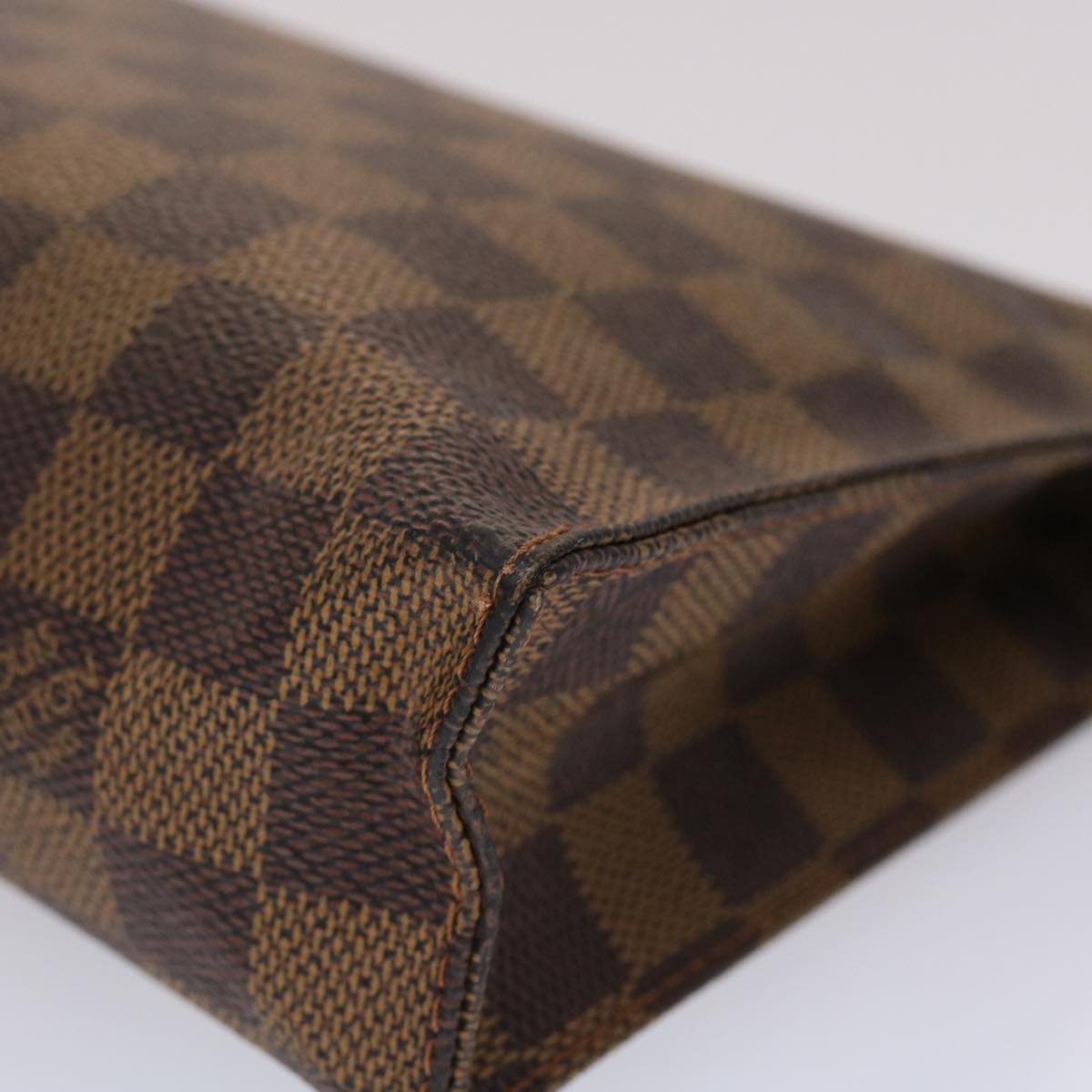 LOUIS VUITTON Damier Ebene Poche Toilette 26 Pouch N47543 LV 46642