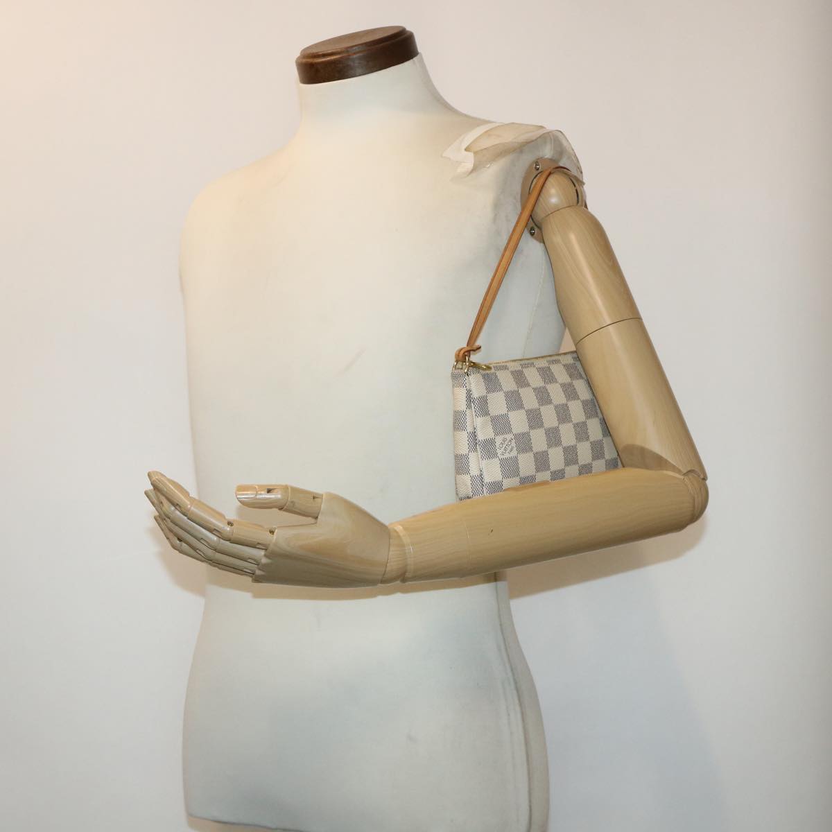 LOUIS VUITTON Damier Azur Pochette Accessoires Pouch N51986 LV 46654