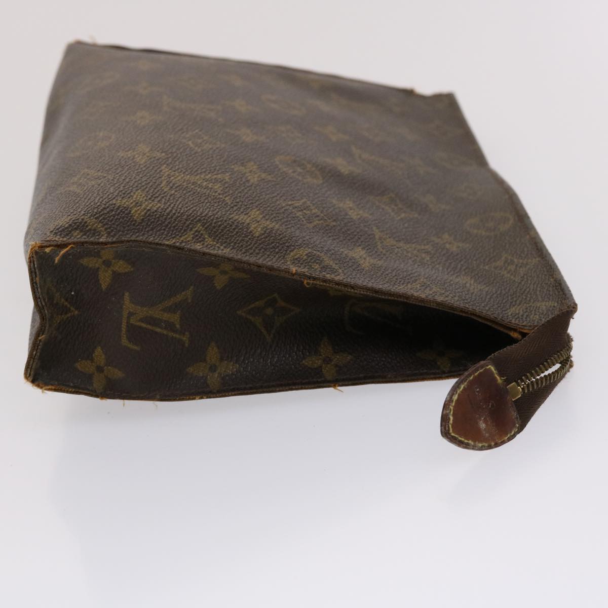 LOUIS VUITTON Monogram Poche Toilette 26 Pouch M47542 LV 46702