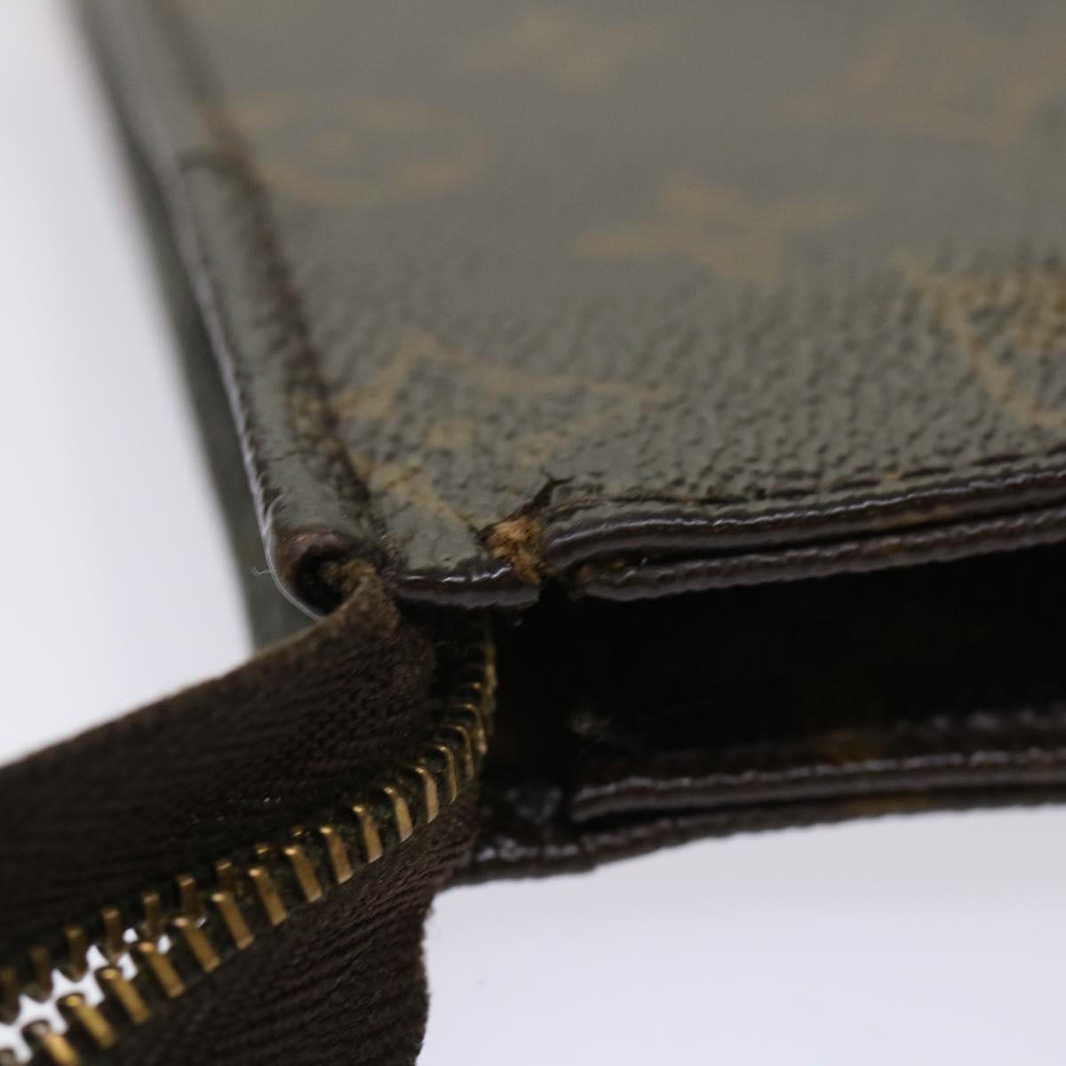 LOUIS VUITTON Monogram Poche Toilette 19 Pouch M47544 LV 46703