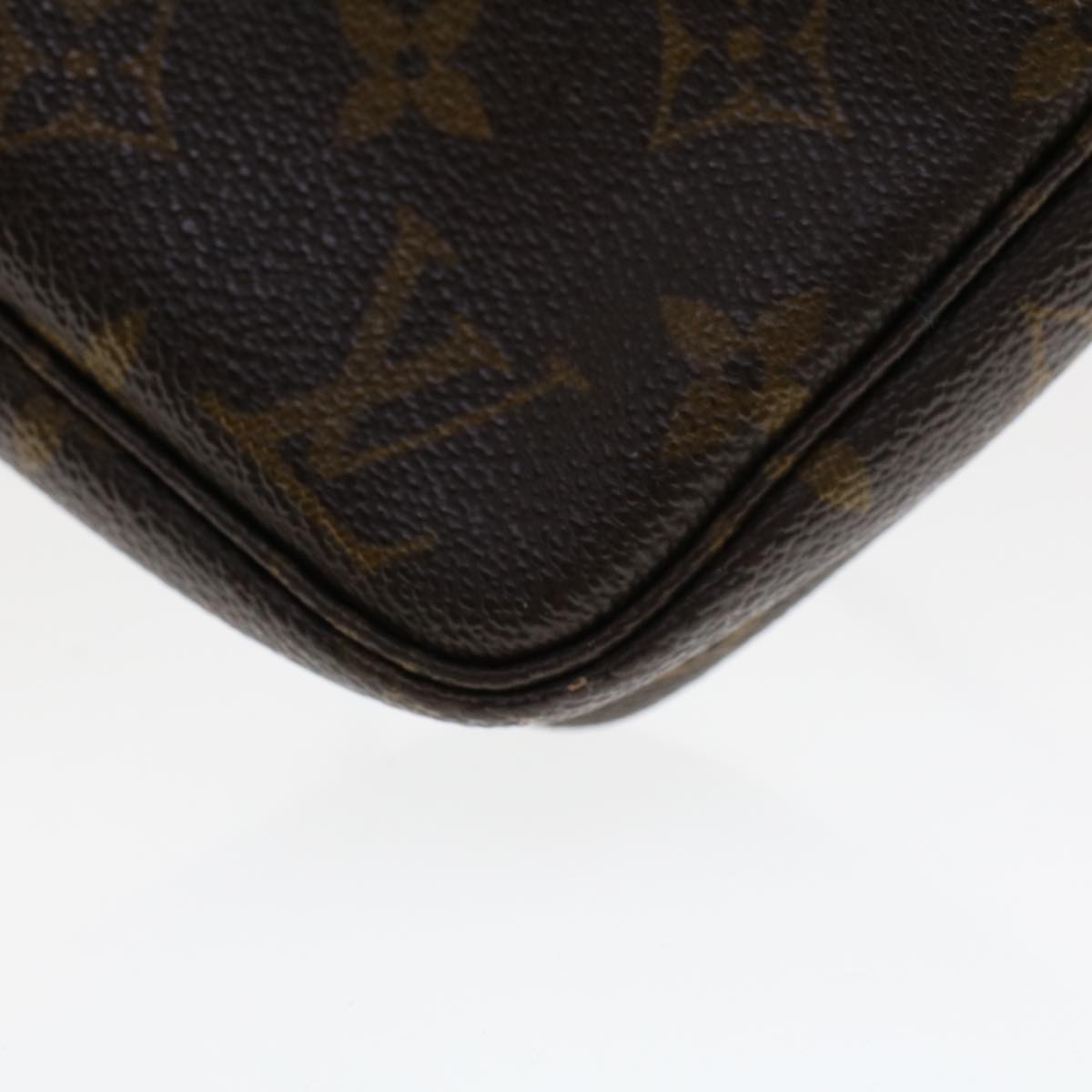 LOUIS VUITTON Monogram Pochette Accessoires Pouch M51980 LV 46704