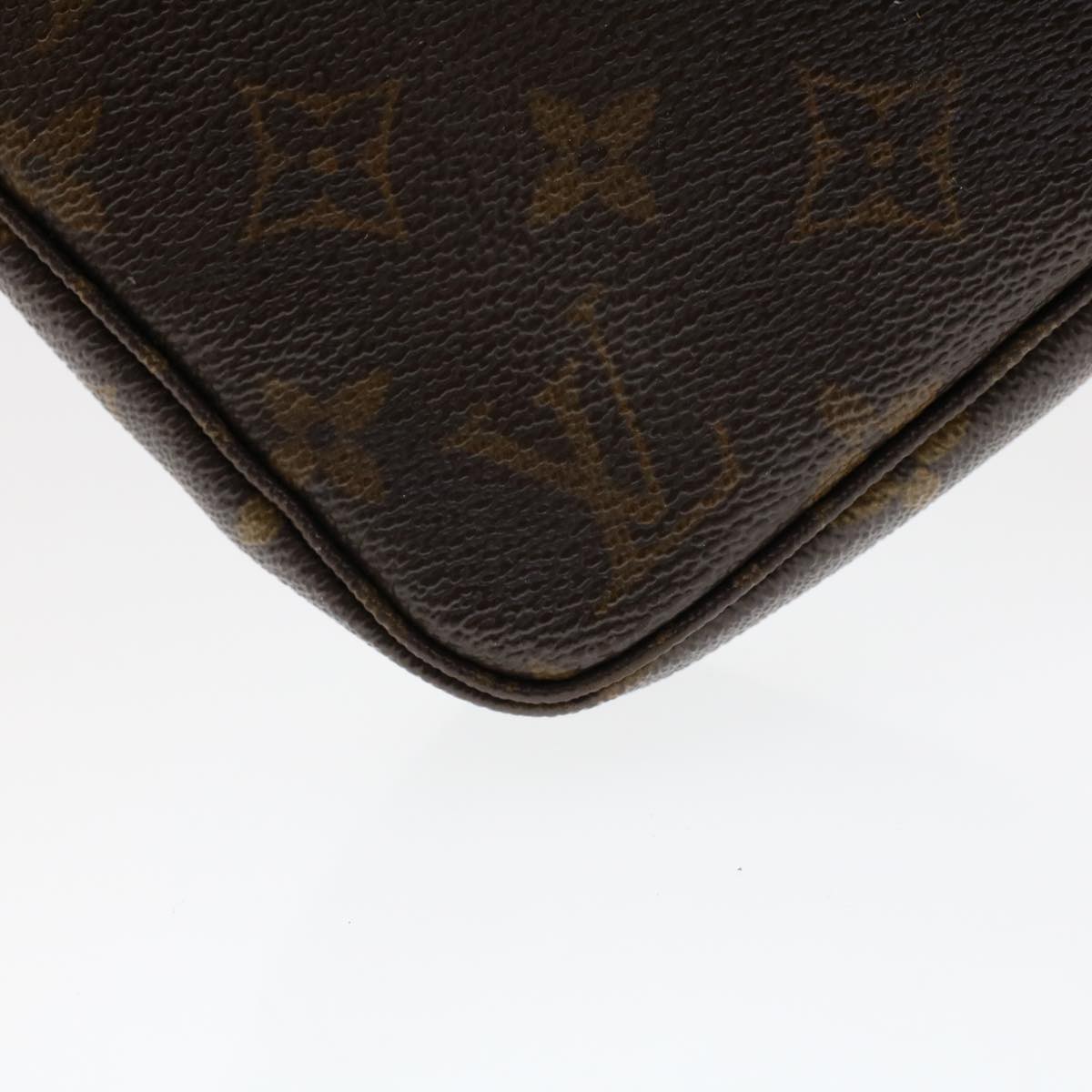 LOUIS VUITTON Monogram Pochette Accessoires Pouch M51980 LV 46705