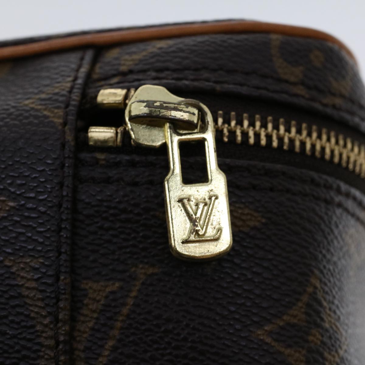 LOUIS VUITTON Monogram Trousse Boite Cosmetic Pouch M47640 LV 46715