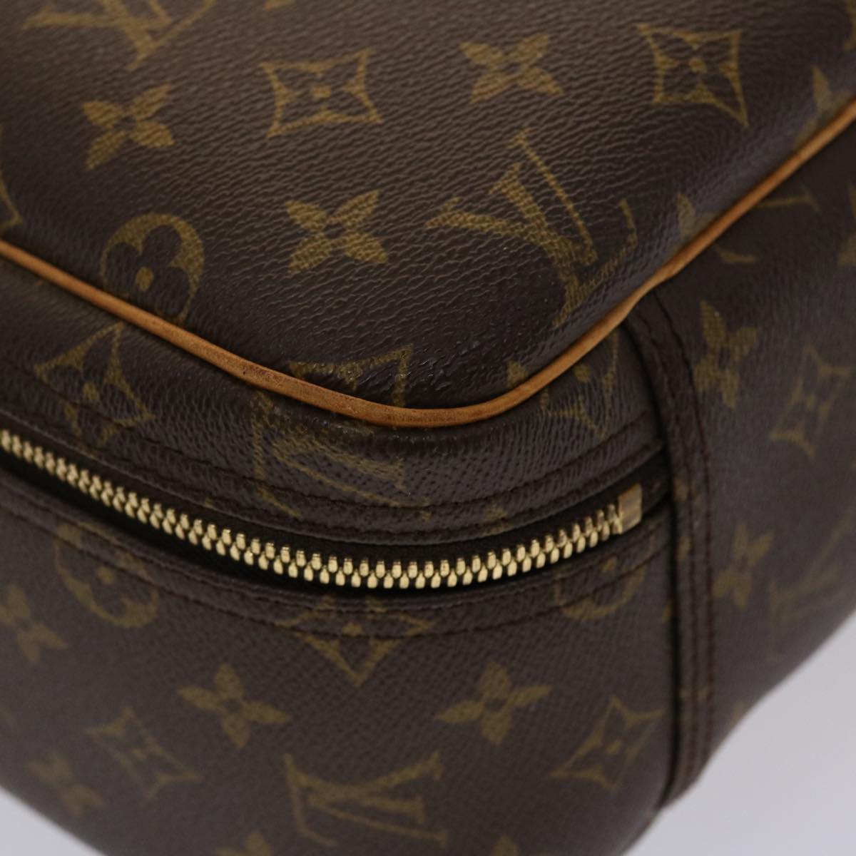 LOUIS VUITTON Monogram Excursion Hand Bag M41450 LV 46725