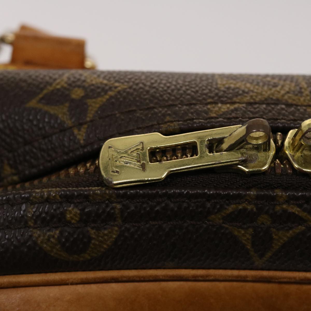 LOUIS VUITTON Monogram Excursion Hand Bag M41450 LV 46725