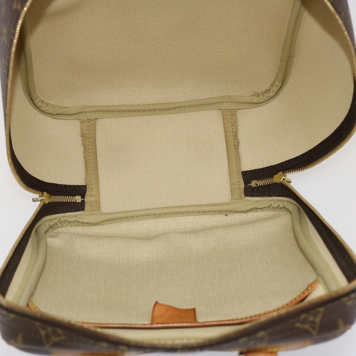 LOUIS VUITTON Monogram Excursion Hand Bag M41450 LV 46725
