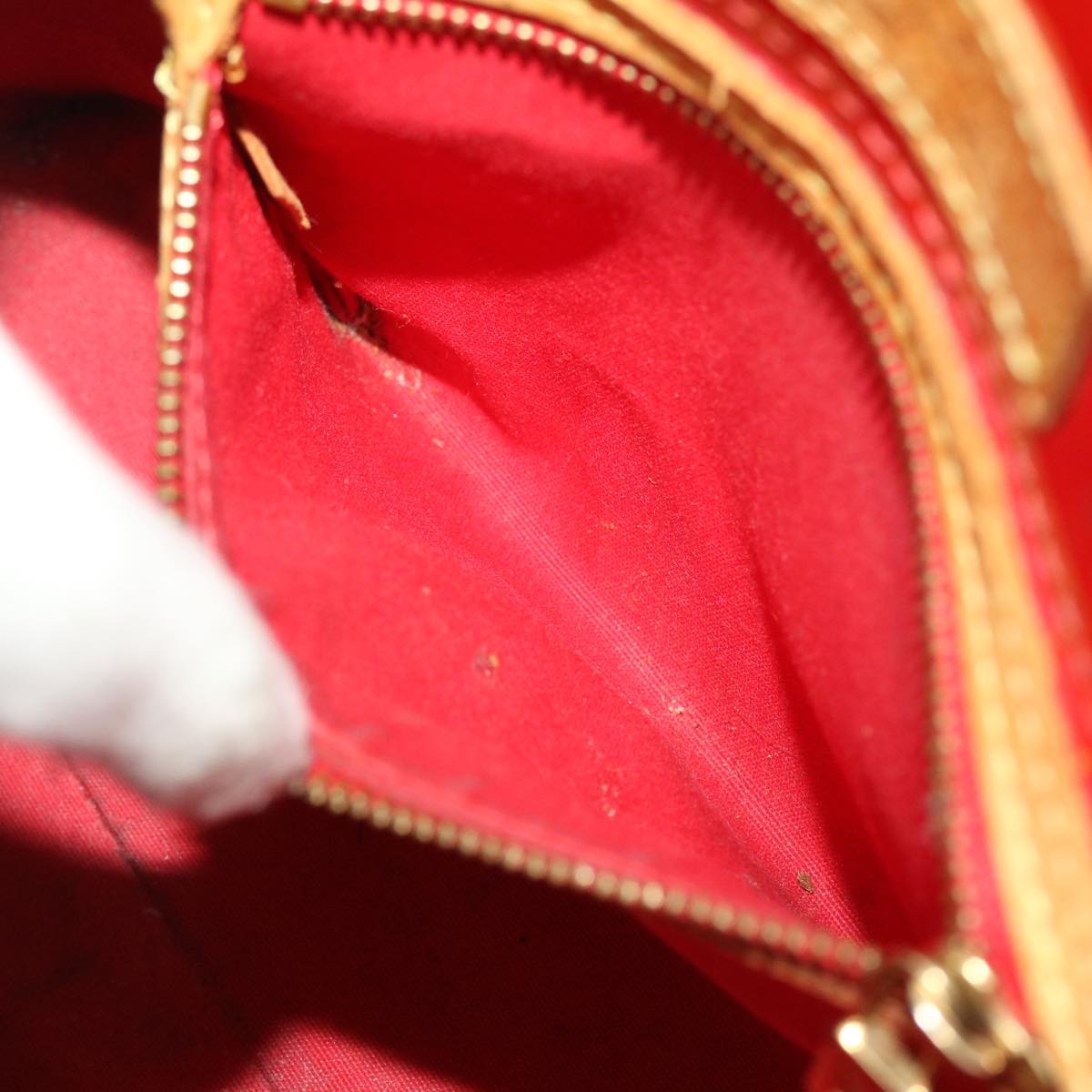 LOUIS VUITTON Monogram Vernis Reade PM Hand Bag Rouge M91088 LV 46754