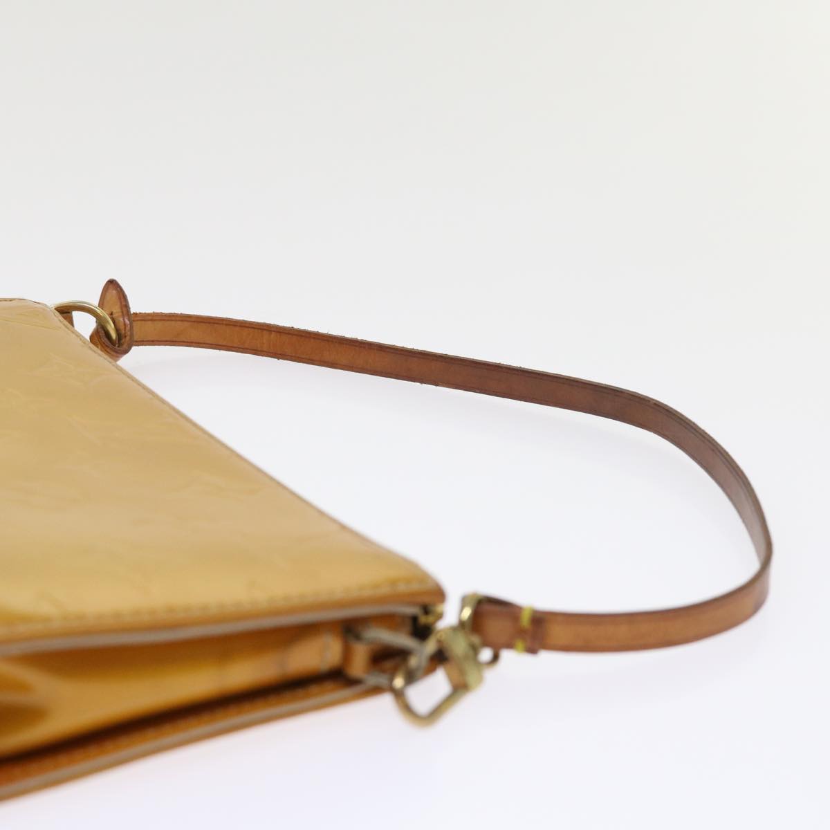 LOUIS VUITTON Monogram Vernis Lexington Accessory Pouch Beige M91010 46755