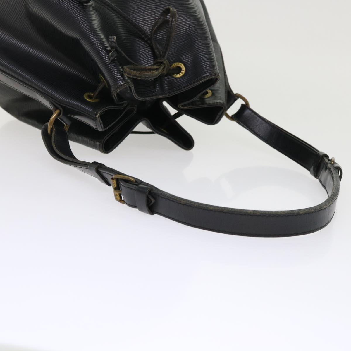 LOUIS VUITTON Epi Noe Shoulder Bag Black M44002 LV 46772