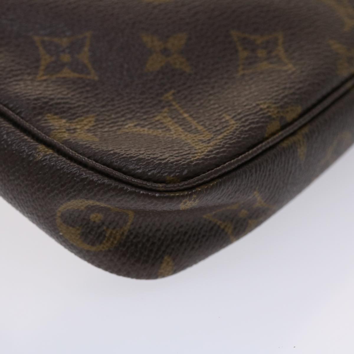 LOUIS VUITTON Monogram Pochette Accessoires Pouch M51980 LV 46782