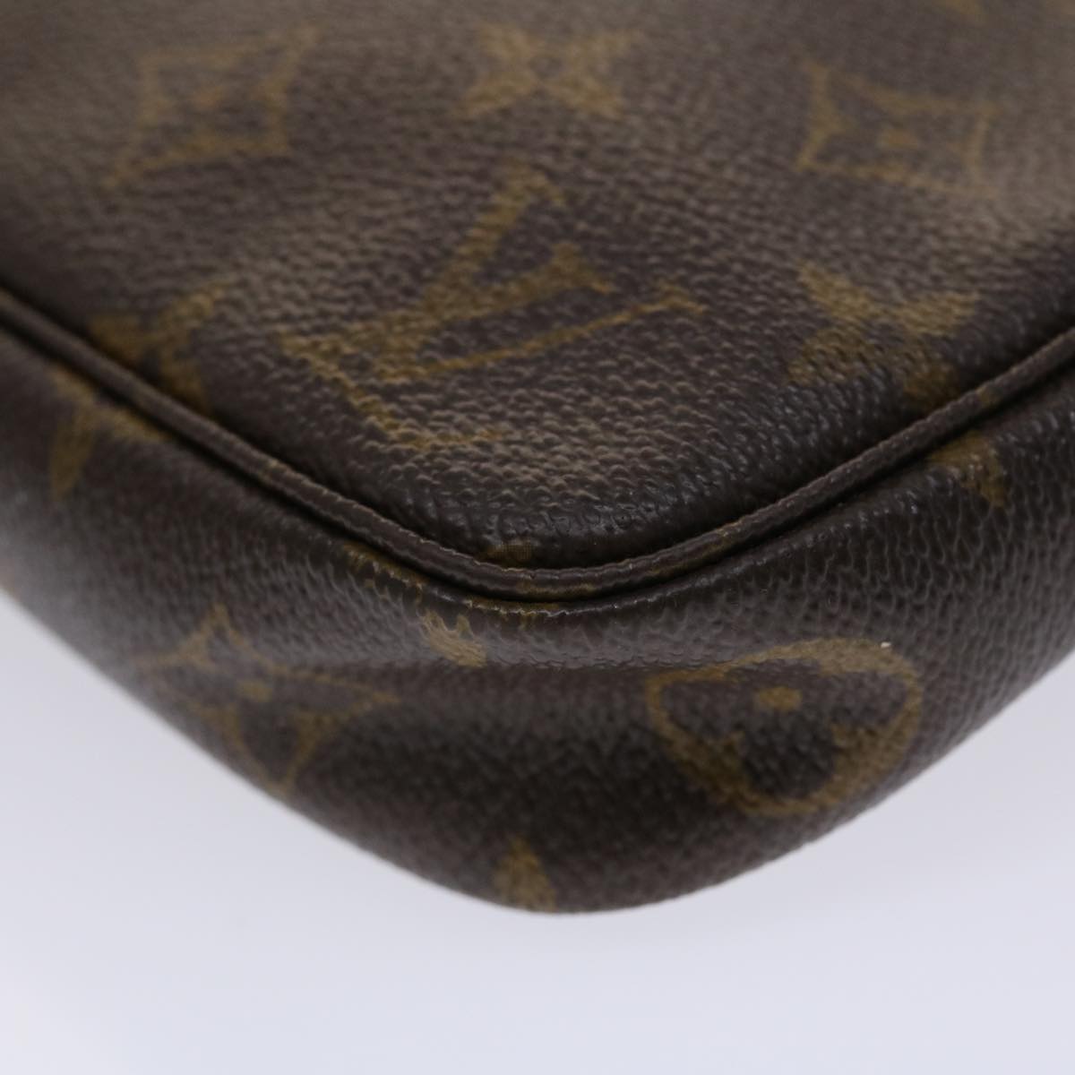 LOUIS VUITTON Monogram Pochette Accessoires Pouch M51980 LV 46782