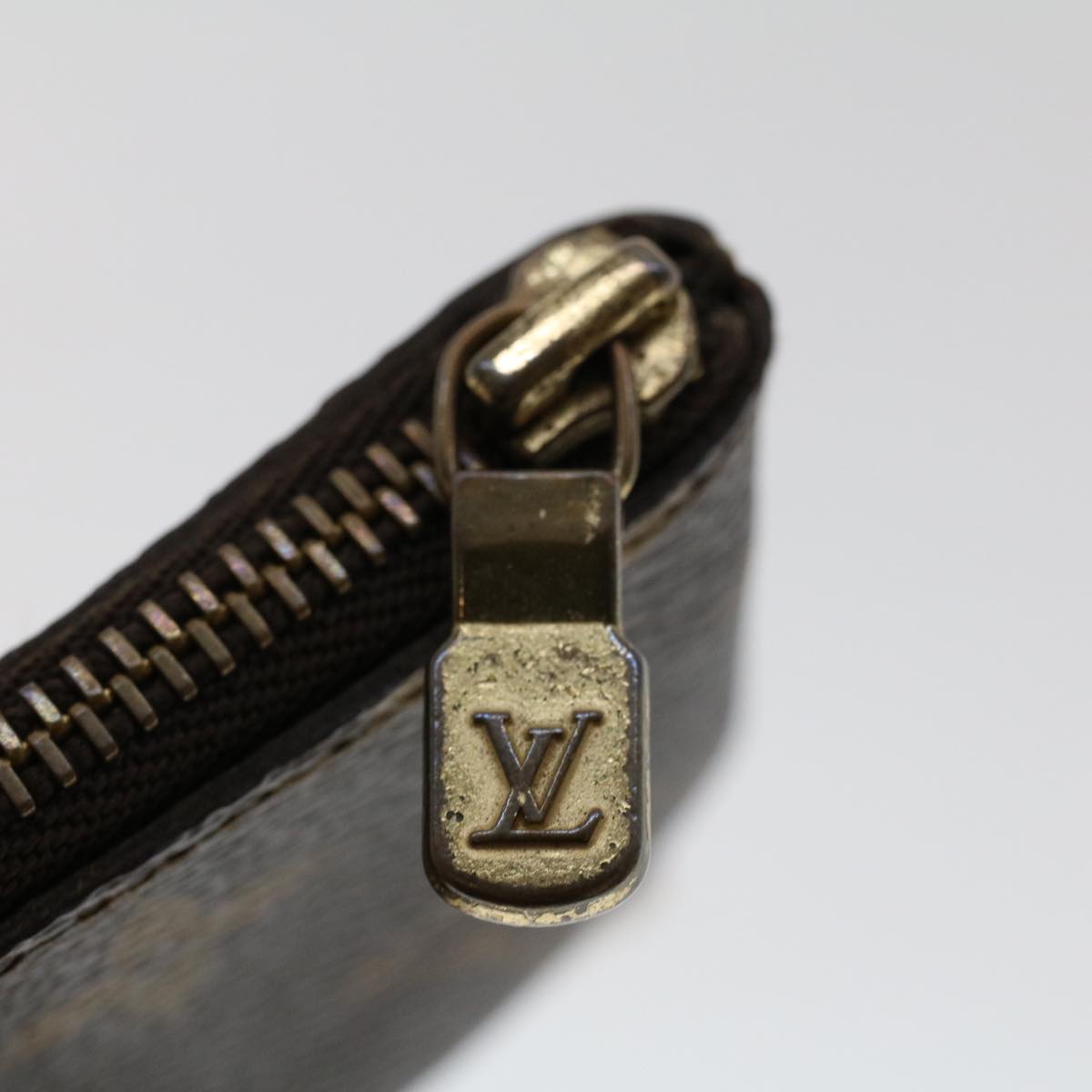 LOUIS VUITTON Monogram Pochette Cles Coin Purse M62650 LV 46784