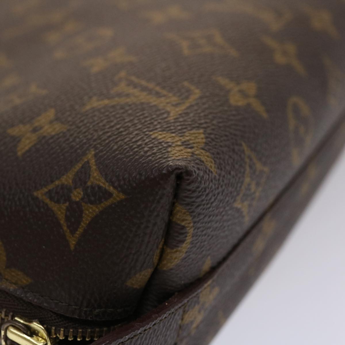 LOUIS VUITTON Monogram Trousse Demi Ronde Cosmetic Pouch M47520 LV 46813